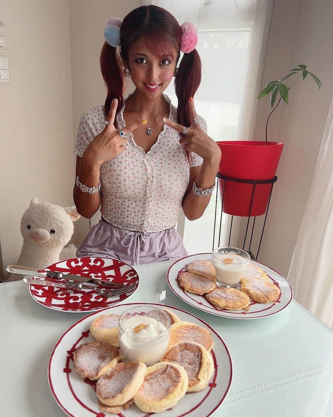 神谷麻美さんのインスタグラム写真 - (神谷麻美Instagram)「#パンケーキ 💖🥞💖🥞💖✨   #loveandpeace 💖☀️🌕💖✨」9月19日 14時57分 - asamice428