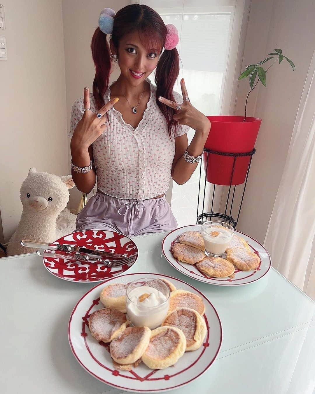 神谷麻美さんのインスタグラム写真 - (神谷麻美Instagram)「#パンケーキ 💖🥞💖🥞💖✨   #loveandpeace 💖☀️🌕💖✨」9月19日 14時57分 - asamice428