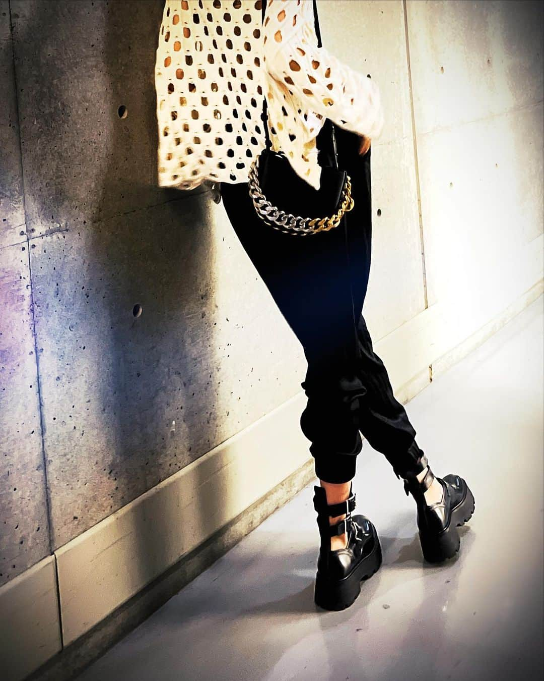 冨永愛さんのインスタグラム写真 - (冨永愛Instagram)「⁡ 👜　@stellamaccartny 🥾　@alexandermcqueen ⁡ #そんな私服」9月19日 20時34分 - ai_tominaga_official