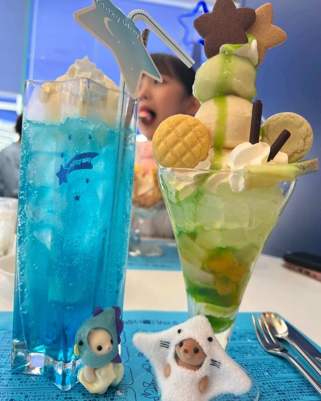 ANGERMEさんのインスタグラム写真 - (ANGERMEInstagram)「.  か！わ！い！す！ぎ！  パフェを食べるわかなちゃん😇🍒  #ANGERME#アンジュルム#松本わかな#パフェ越しのわかなちゃん#かわむかめら」9月19日 21時44分 - angerme_official