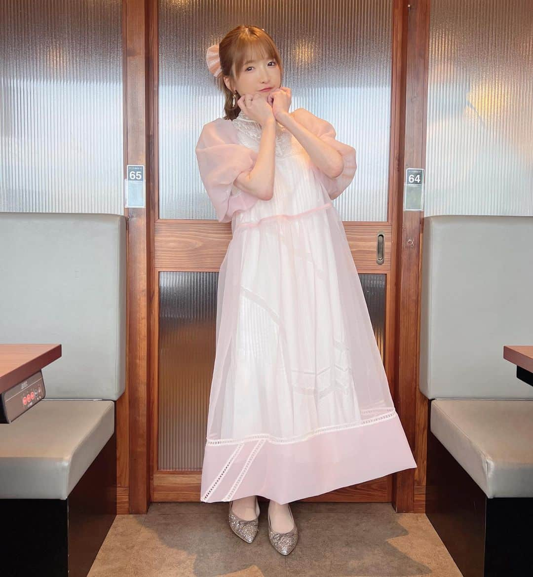 もえのあずきさんのインスタグラム写真 - (もえのあずきInstagram)「ピンク大好き💓 かわいいコーデ🎀  dress、inner dress、collar @overlace.official shoes @dianashoespress  earring @popovii_official ring @witchme.official  hair accessory @soeursalamode_carry   #ピンクコーデ#もえあず#大食い #デカ盛りハンター#ポニーテール#ポニーテールアレンジ #ピンク大好き#ワンピースコーデ #リボンアレンジ #リボンヘアアレンジ #デカ盛り #ダイアナ」9月20日 0時44分 - moeazukitty