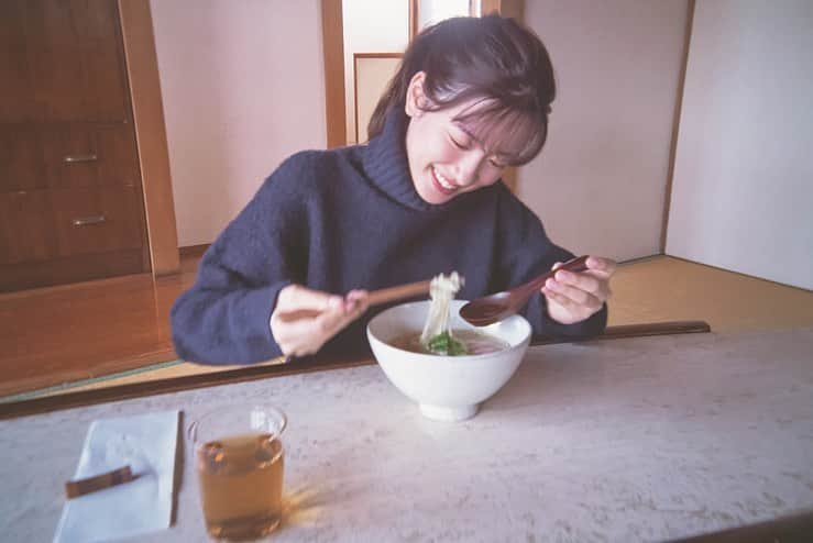 永野芽郁さんのインスタグラム写真 - (永野芽郁Instagram)「・ @mina.magazine  美味しいラーメンを作りました🍜」9月20日 12時47分 - mei_nagano0924official