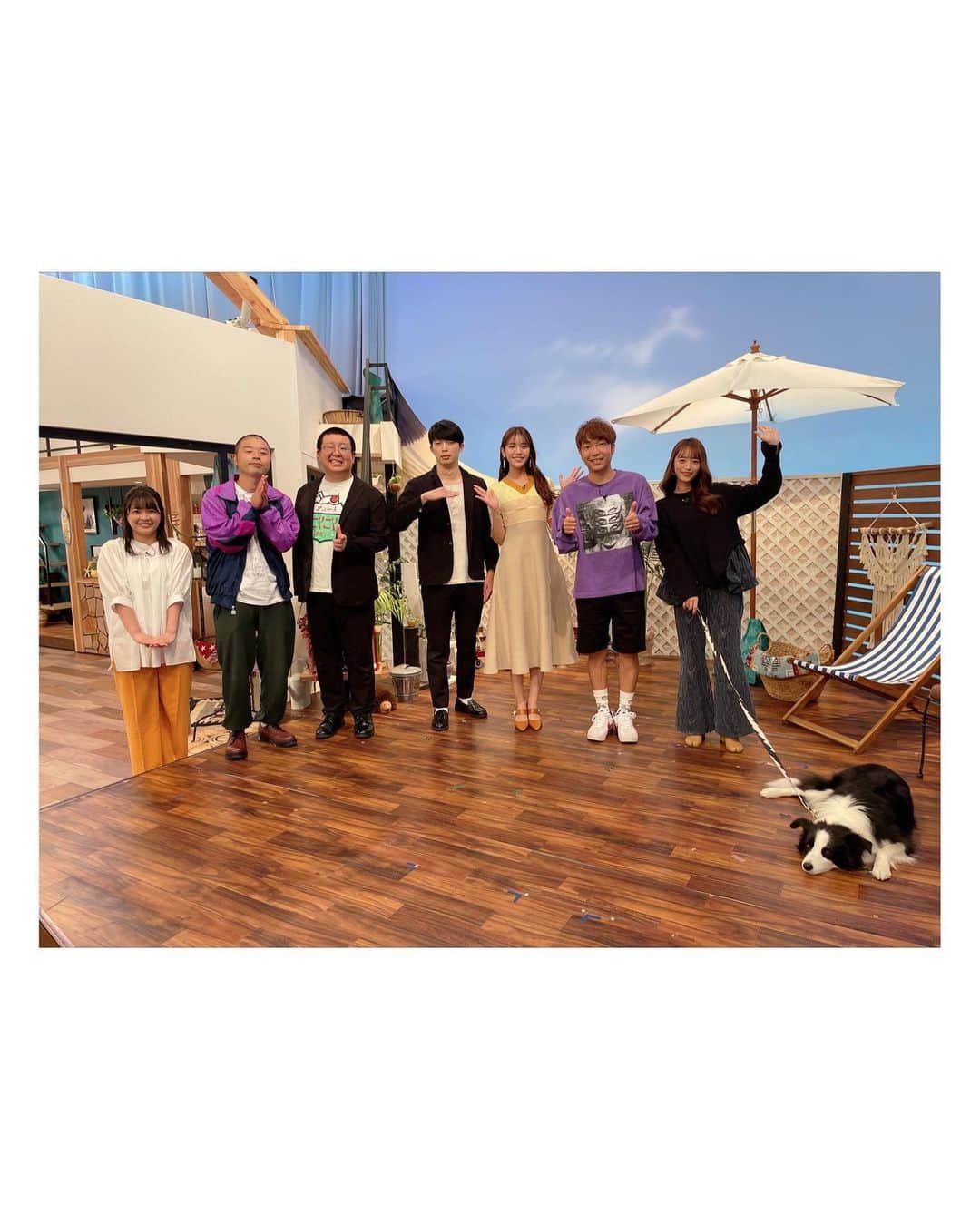 近藤千尋さんのインスタグラム写真 - (近藤千尋Instagram)「今日はスロイジの日でした💖📺 もうホームで楽しくてあっという間☺️✨ 衣装は、サイドにボリュームがあって 私服でも欲しくなったネイビーのセットアップでした💕☺️  ウェア @mullerofyoshiokubo_official  アクセサリー @unoaerre_japan  シューズ @maisonmargiera  #近藤千尋衣装  私服は秋を感じたくてベレー帽💖 十愛ちゃんのを貸りました。笑 どうか怒られませんように🙏🙏🙏  @zara  kids メガネは @moscotnyc  ワンピースは @tan_official_jp  かばんは　@fendi   さてさて、急いで帰ります🚅💗」9月20日 17時21分 - chipichan.1215