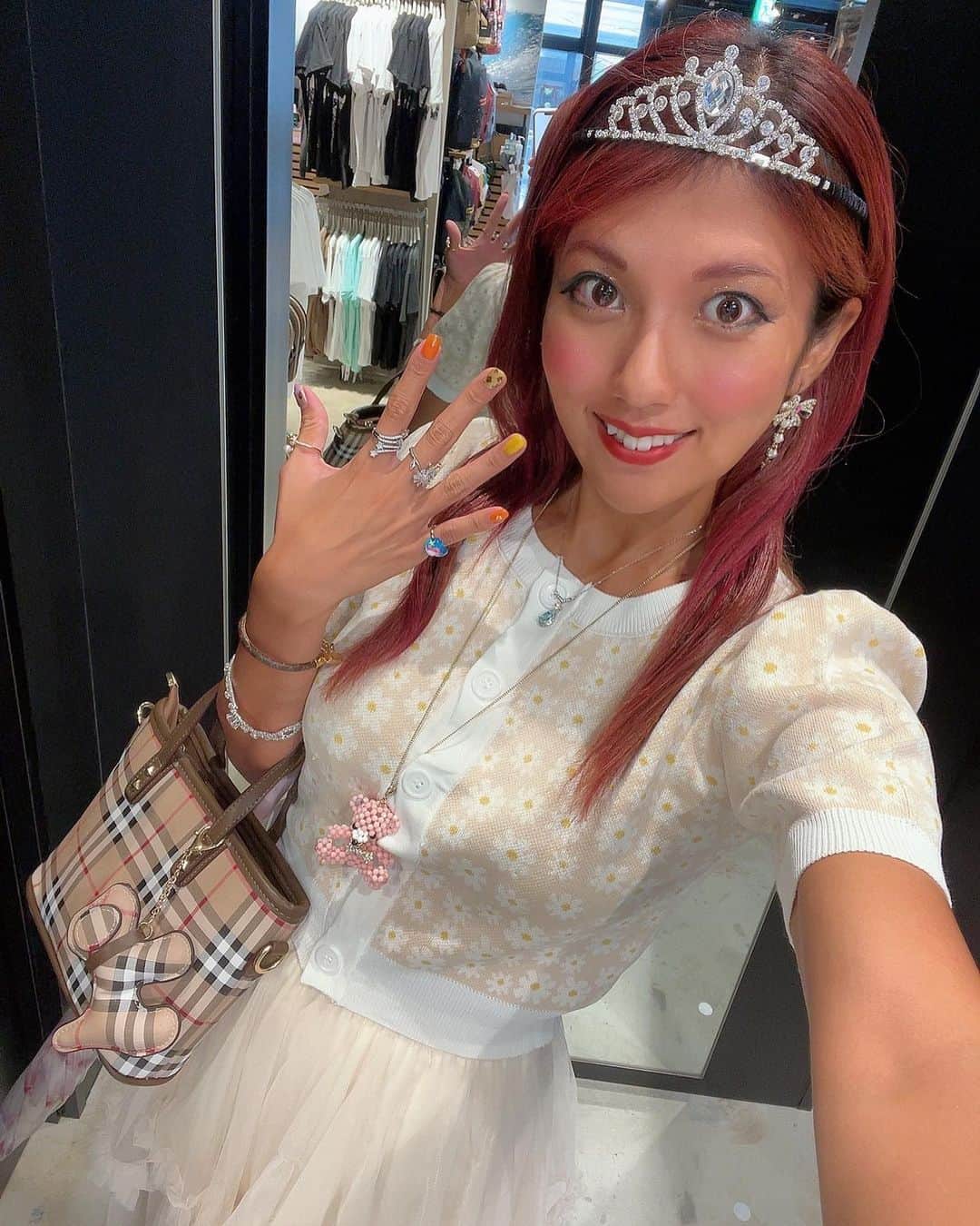神谷麻美さんのインスタグラム写真 - (神谷麻美Instagram)「#お姫様 だお💖👸🪐🏰🛸🌈💖✨」9月21日 0時19分 - asamice428