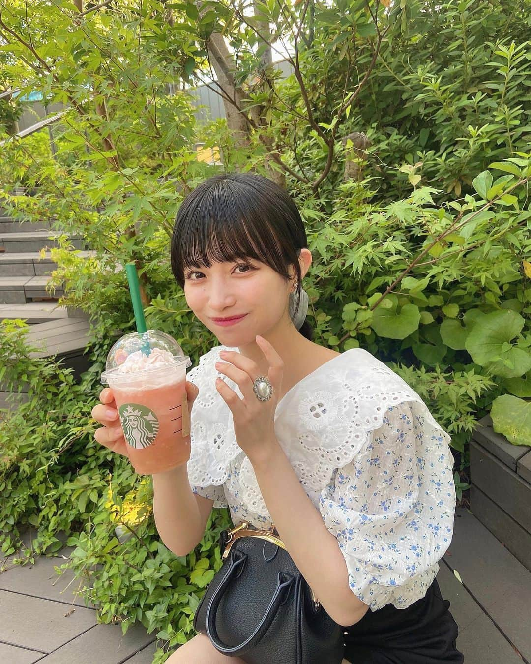 桜木ことさんのインスタグラム写真 - (桜木ことInstagram)「寒くなってきたから夏らしい写真🌻」9月21日 22時00分 - koto_sakuragi