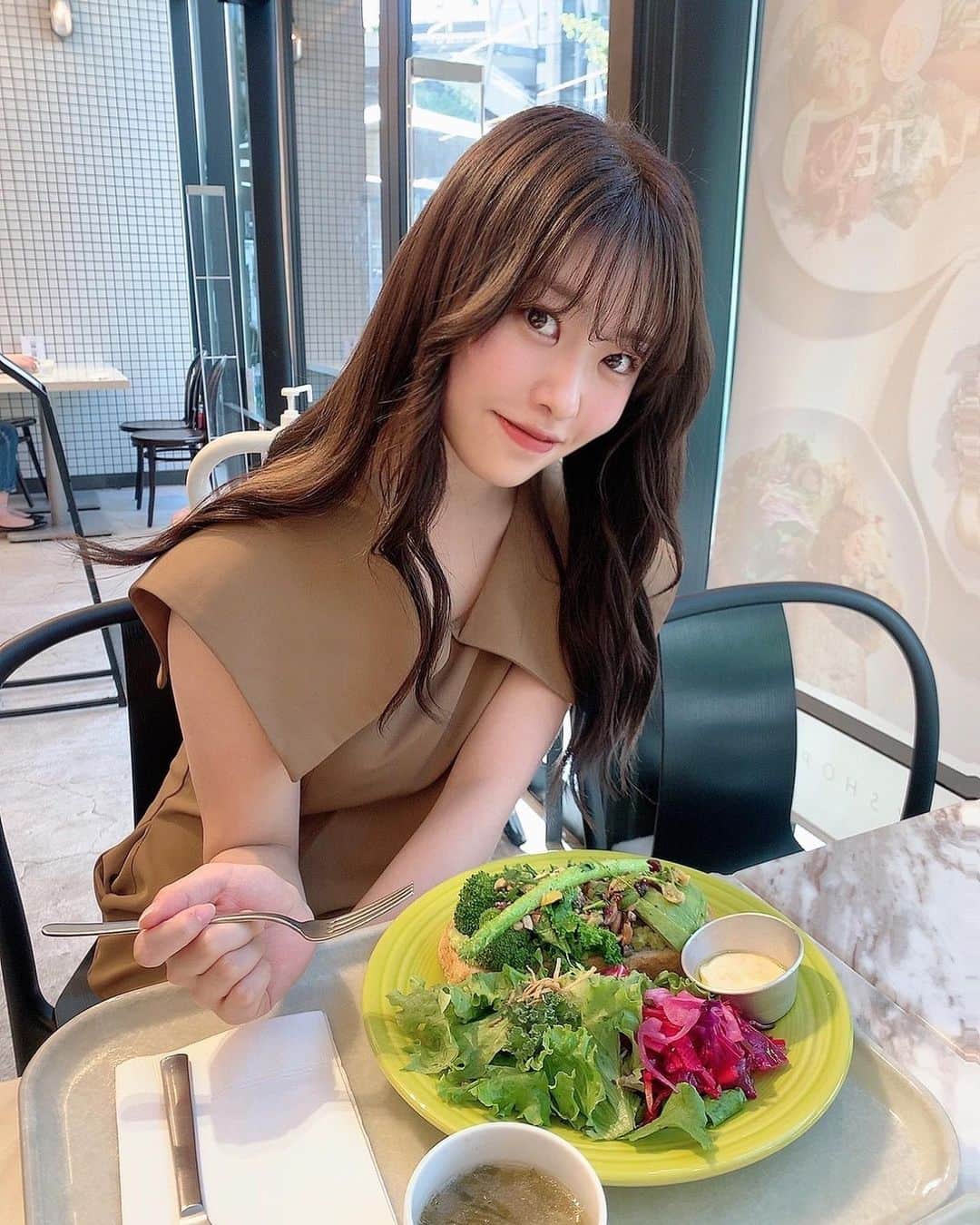中西智代梨さんのインスタグラム写真 - (中西智代梨Instagram)「healthy🥗  @cityshop_food 大好きで野菜とかダイエット気にしてる時に行ってる♪  このトースト美味しかったなぁ。野菜もりもり🥑また行こう #ダイエット #ヘルシーランチ」9月22日 19時34分 - sukiyaki_daisuki512