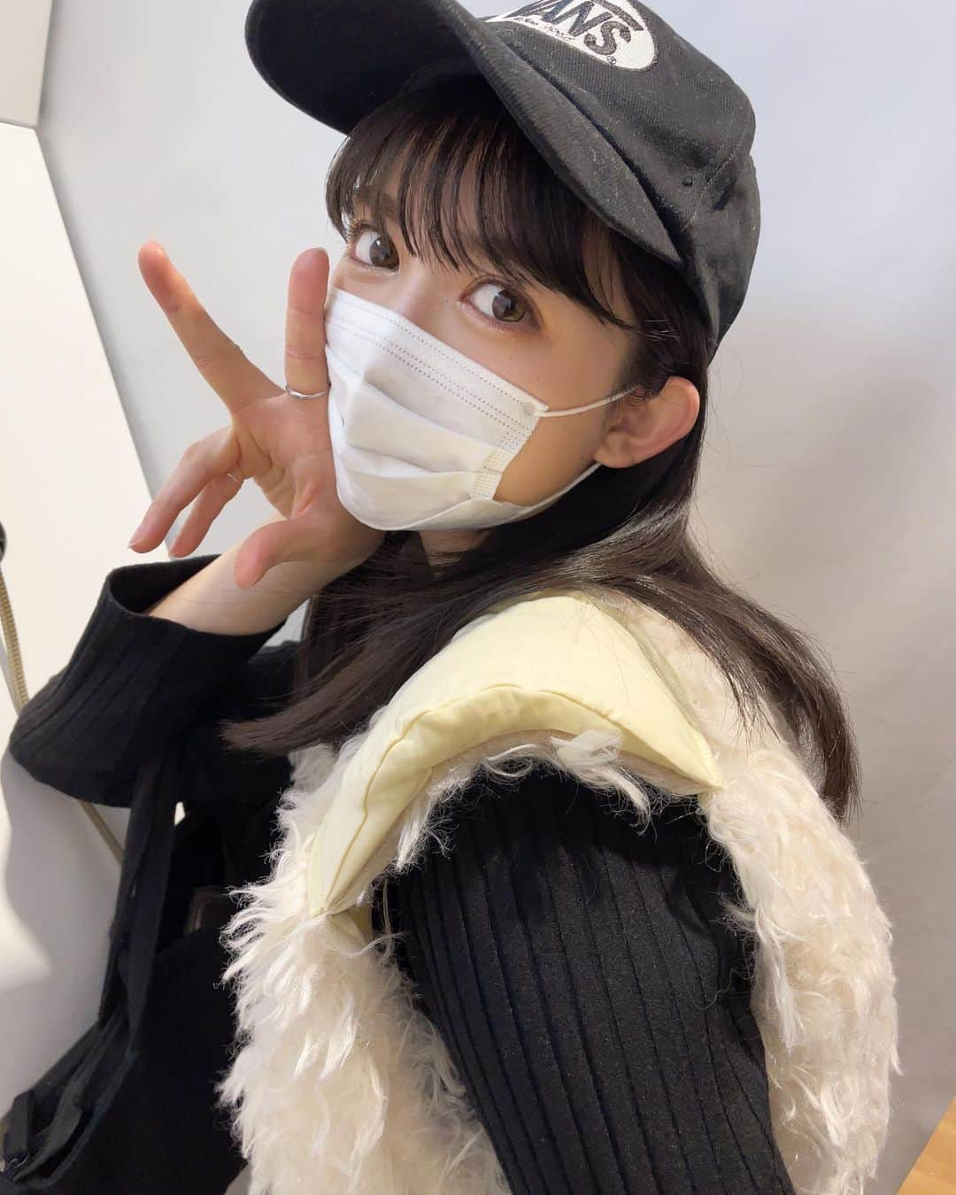 新井ひとみさんのインスタグラム写真 - (新井ひとみInstagram)「地元宮城で友達と ノアちゃんの(@sugar_79 ) Chaileでプリクラ撮ったんだよね♪  世界観はトレンドガール♪♪  #女子流　#東京女子流　#女子流　#新井ひとみ　#スタイル　  #コーディネート　#コーデ　　#日本　#東京　#カラーコンタクト　#ピンクブラウン　#パパクリスティン　#メガ割　#メガ割購入品 #qoo10メガ割 #カラコン #プリクラ　#hapakristin #style  #ootd #ootdfashion #ootdstyle #Japan #tokyo #tokyogirl #좋아요환영　#데일리룩　#오오티디　#패션스타그램　#每日穿搭　#日系穿搭」9月22日 20時44分 - hitomi_tokyogirlsstyle