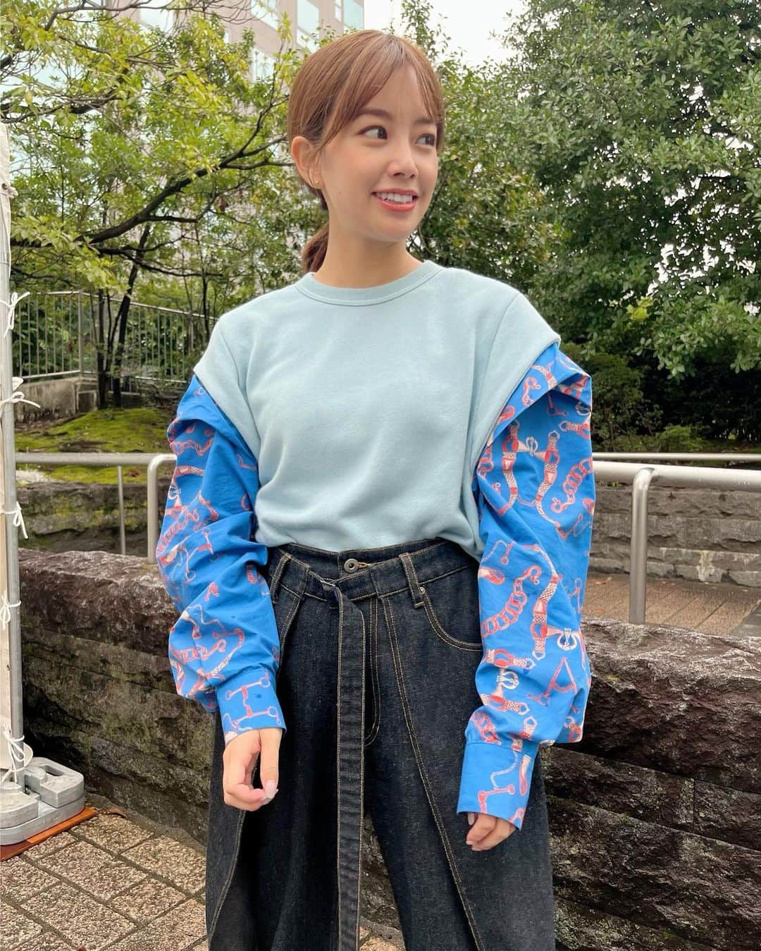 中川絵美里さんのインスタグラム写真 - (中川絵美里Instagram)「👗  KHB東日本放送「突撃!ナマイキTV」 TBC東北放送「ひるまでウォッチン！」  衣装 tops @swash_london  @apupil_official  pants @yonloksan  accessory @atelierkaoru_official   どちらも私服にしたいくらいとても好みなお洋服でした😌✌︎  #ハイウェイフェスタとうほく2022#衣装」9月23日 18時44分 - emiri_nakagawa