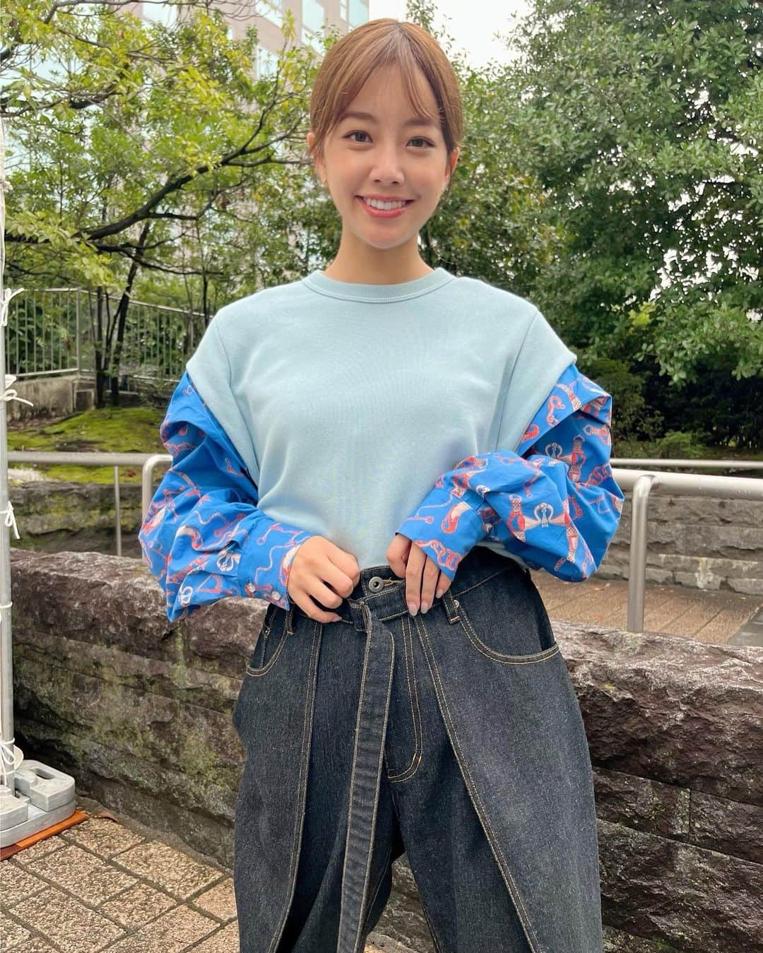 中川絵美里さんのインスタグラム写真 - (中川絵美里Instagram)「👗  KHB東日本放送「突撃!ナマイキTV」 TBC東北放送「ひるまでウォッチン！」  衣装 tops @swash_london  @apupil_official  pants @yonloksan  accessory @atelierkaoru_official   どちらも私服にしたいくらいとても好みなお洋服でした😌✌︎  #ハイウェイフェスタとうほく2022#衣装」9月23日 18時44分 - emiri_nakagawa