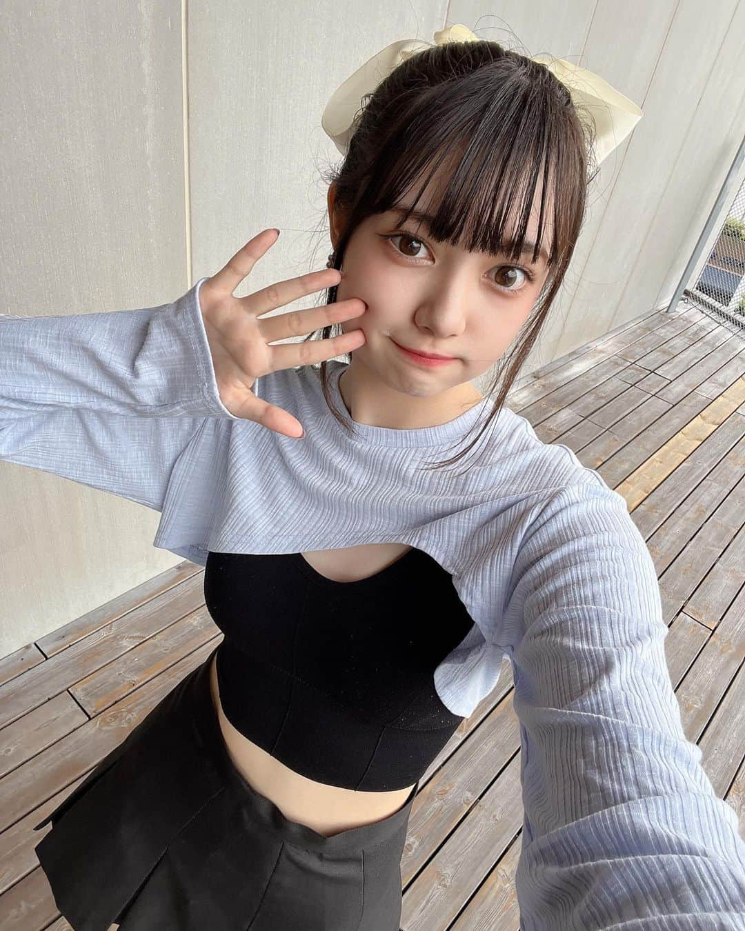 菅井純愛さんのインスタグラム写真 - (菅井純愛Instagram)「・  ちょっと甘めのコーデ💎🤍  今、Popteen公式TikTokでバトルをしているので皆さんいいねお願いします!! コーデや撮り方にも工夫して頑張ったのでぜひ見てね〜〜   #popteen  #tiktokバトル  #全身  #韓国ファッション  #韓国コーデ  #ポニーテール  #06  #06년생  #16yearsold  #jk  #jk1  #fjk  #高校生  #highschoolgirls  #japanesegirl  #173cm  #fashion  #fashionstyle  #ファッション  #自撮り  #selfie  #モデル  #model  #모델  #고교생  #模特兒  #时尚  #셀카  #오오티디  #패션」9月23日 18時52分 - aria_sugai