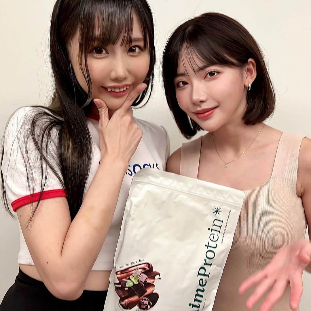 稲森美優さんのインスタグラム写真 - (稲森美優Instagram)「深田えいみさんプロデュースの プロテイン  #aimeprotein  @aimeprotein  飲んだのっ！  普通プロテインてシェーカー使わないと混ぜられないイメージなのに えいみさんのは お水に入れてスプーンで混ぜるだけでサラサラ溶けるの！  チョコレート味も美味しいしめっちゃ飲みやすくて、腹持ちもいいし、  私これで、えいみさんになりますっ！🤭🤭🤭🤭🤭  みんなで一緒にえいみさんになろ！  https://aimeprotein.jp/  #グラビアアイドル #グラドル #japanesegirl #gravure #photogravure #shooting #撮影 #followme #hip #競泳水着  #swimsuit #gallerywall #igersjp #swimwear #Instagramjapan #portrait #portrait_shots #bestphotogram_portraits #instaportrait  #instagood」9月24日 1時11分 - miyuuinamori