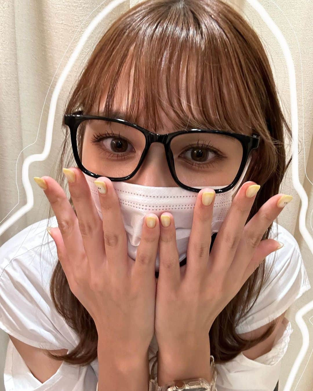 長谷川美月さんのインスタグラム写真 - (長谷川美月Instagram)「今月は秋といえばの梨🍐 種が個人的にとってもお気に入りです :)  #ミツキノネイル @06srsrn」9月24日 20時40分 - mxx.____29