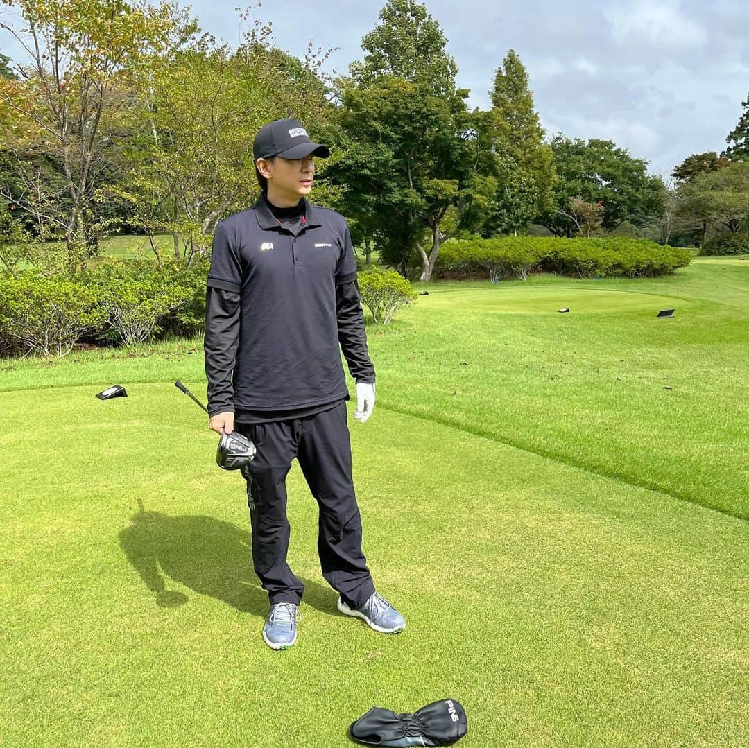 三浦翔平さんのインスタグラム写真 - (三浦翔平Instagram)「@pingtour  @pinggolf_japan  @briefing_official  @windandsea_wear   写真は晴れてるけど、雨ゴルフ🏌️‍♂️⛳️☔️」9月24日 23時43分 - shohei.63