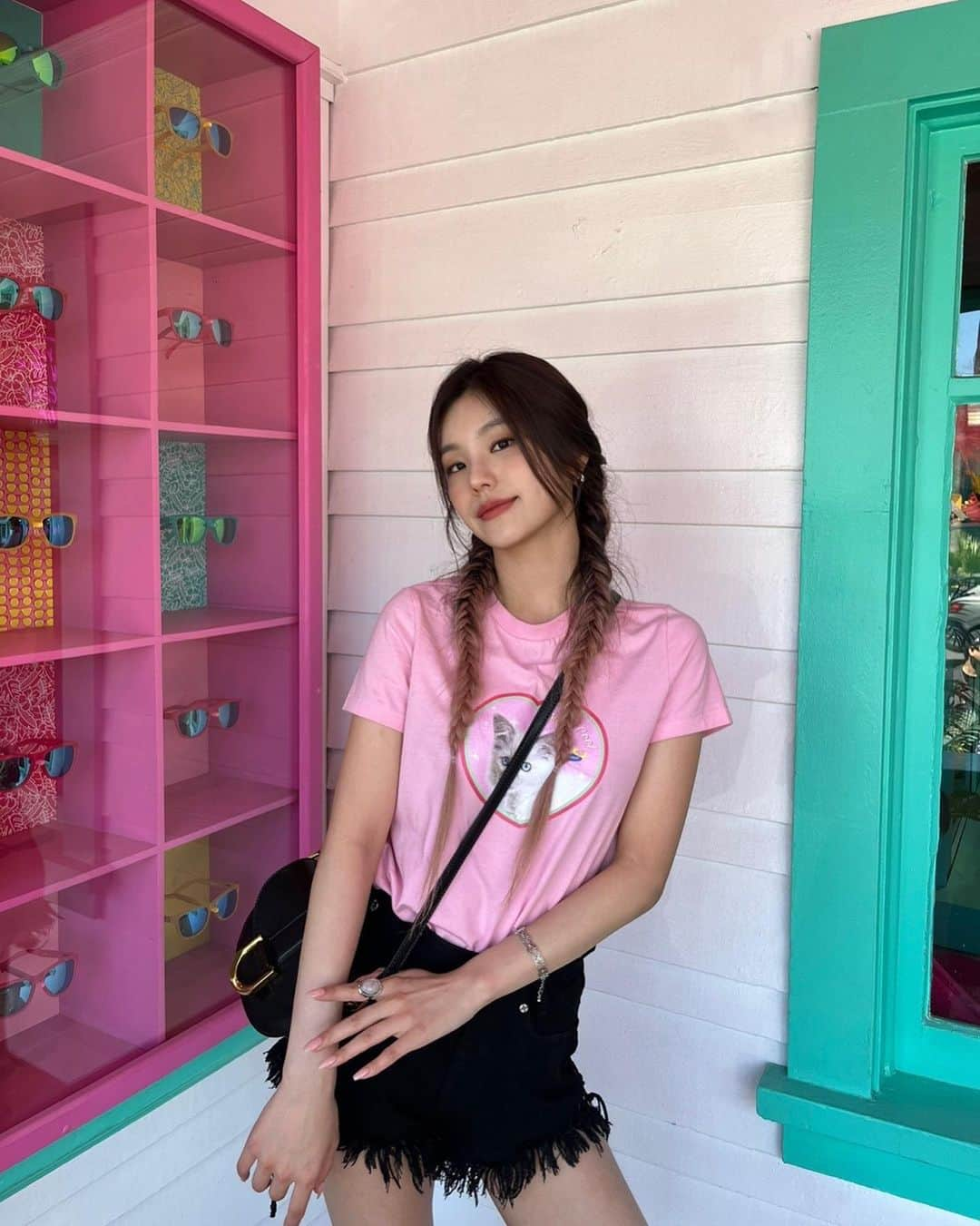 ITZYさんのインスタグラム写真 - (ITZYInstagram)「💗Happiness💗  #ITZY #LA에있지 #LA_ITZY」9月26日 11時03分 - itzy.all.in.us