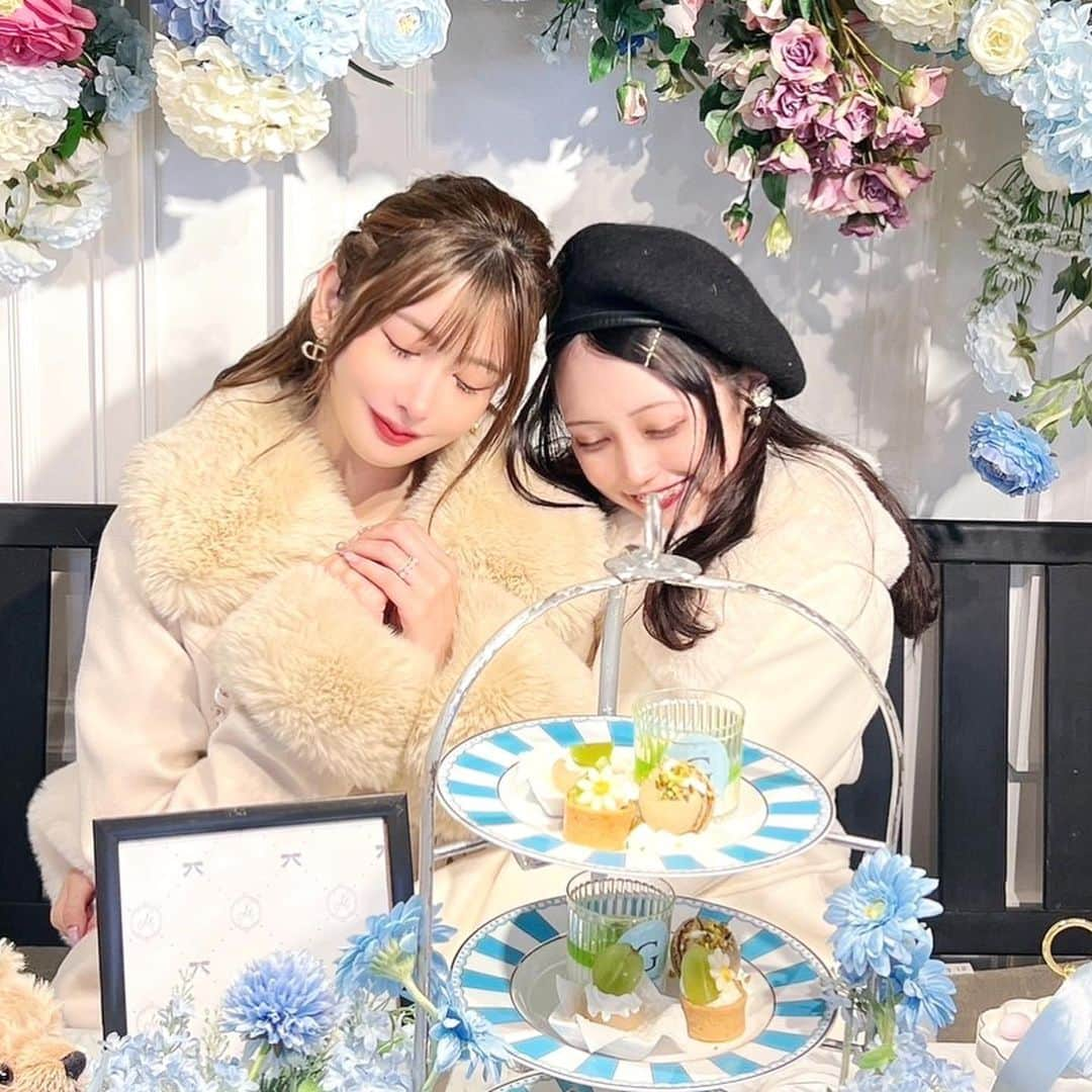 ゆうめろさんのインスタグラム写真 - (ゆうめろInstagram)「MARSのオフ会＆新作展示会に行ってきたよ🎀💭 このコートも新作のコートなの💞 久しぶりにMARSさん関係者と会えて嬉しかったな😚🫶 ・  #mars  #マーズ  #展示会」9月26日 12時08分 - yk.o0