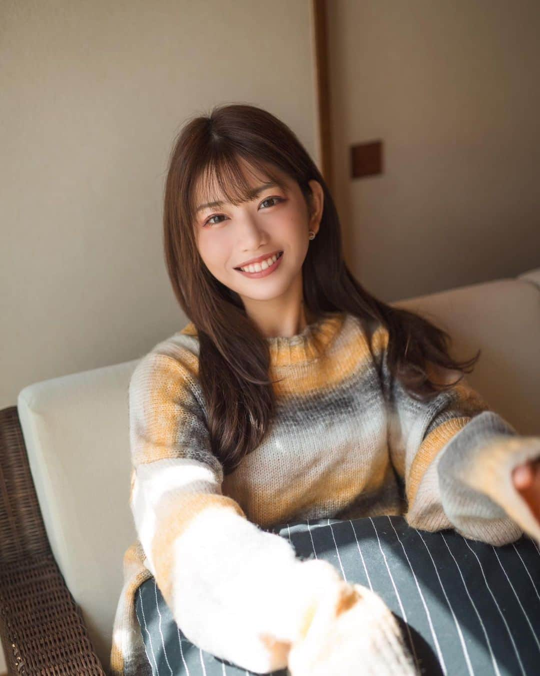 白石まゆみさんのインスタグラム写真 - (白石まゆみInstagram)「インスタ18万人ありがとうございます！」9月26日 20時07分 - mayumi.1227