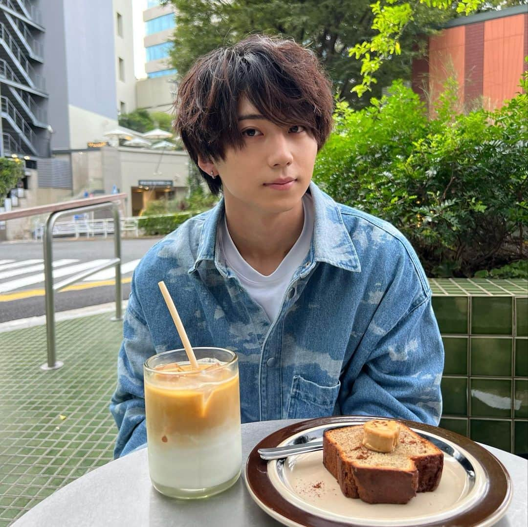 岡田蓮さんのインスタグラム写真 - (岡田蓮Instagram)「let's go to the cafe☕️」9月27日 18時34分 - ren.479