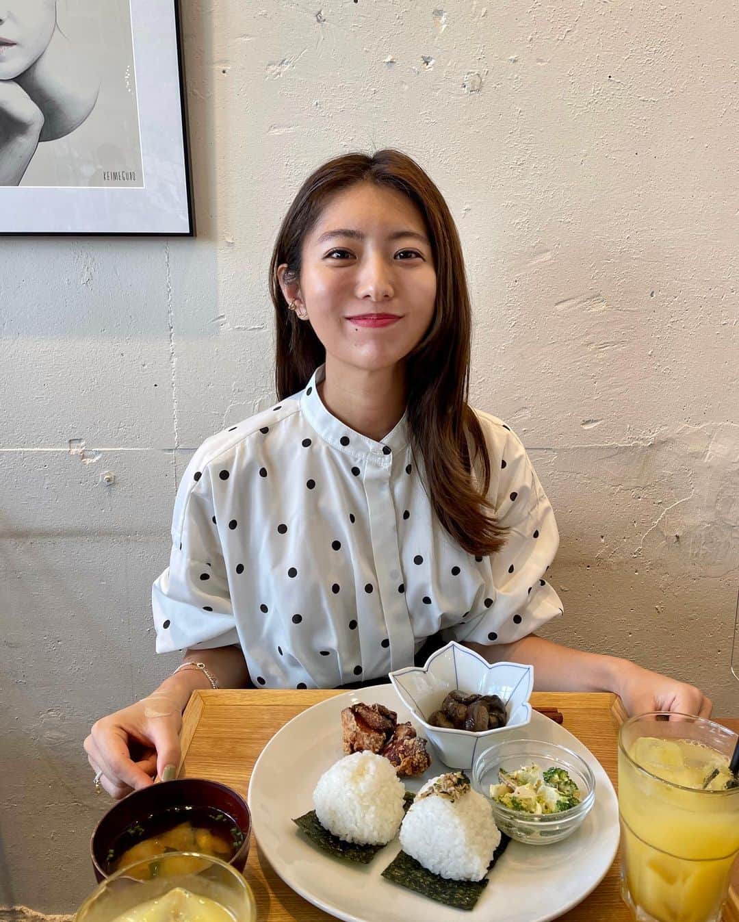 白戸ゆめのさんのインスタグラム写真 - (白戸ゆめのInstagram)「🍙 . 26さい最後の投稿は 大好きなおにぎりとお味噌汁で👍」9月27日 23時58分 - yumeno.s_