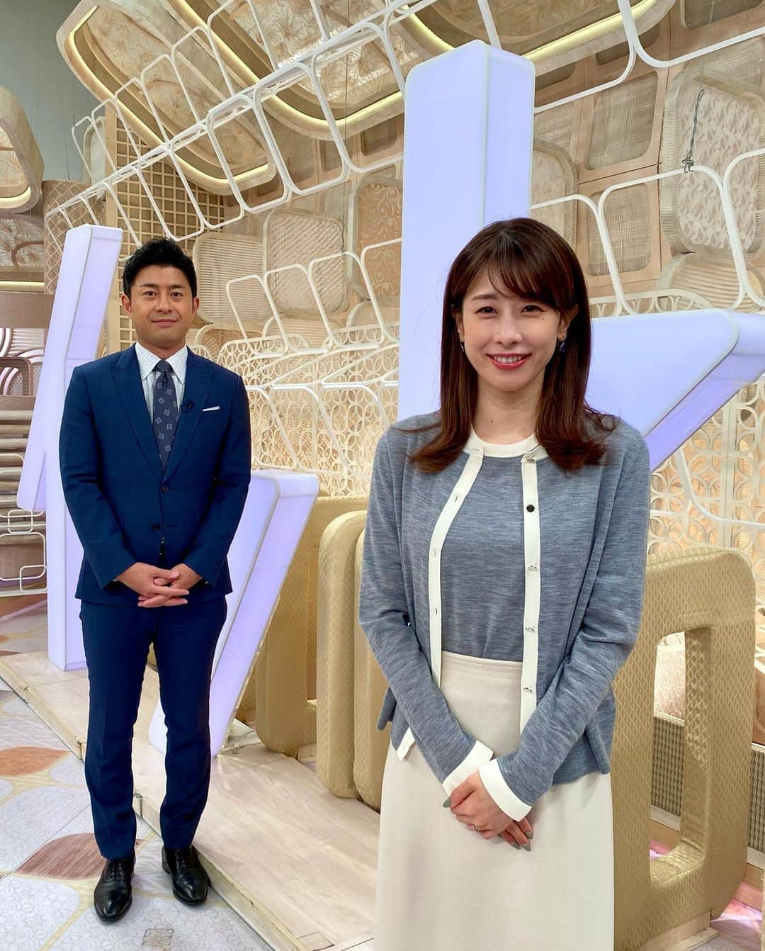 フジテレビ「プライムニュース イブニング」さんのインスタグラム写真 - (フジテレビ「プライムニュース イブニング」Instagram)「#イット ！ まもなく始まります   ●小学生30人乗る #修学旅行 バスが事故 ●国葬当日に#辻元清美 氏“ #統一教会 ”と接点 ●街の #冷蔵庫 で困った人へ無料支援 ●死者５８人行方不明５人「御嶽山の噴火」からきょうで８年 行方不明の息子を探し続ける父…亡き夫が遺した最後の写真   #加藤綾子 @ayako_kato.official #榎並大二郎 @enami_daijiro   #木村拓也 @takuya.kimura0801   #石本沙織   #住田裕子   #ガチャピン @gachapin_official #三井良浩   #山本賢太 @yamamoto_kenta.yamaken #フジテレビ #アナウンサー 公式HP：https://www.fujitv.co.jp/livenews_it/ FNNプライムオンライン：https://www.fnn.jp/」9月28日 15時42分 - livenews_it