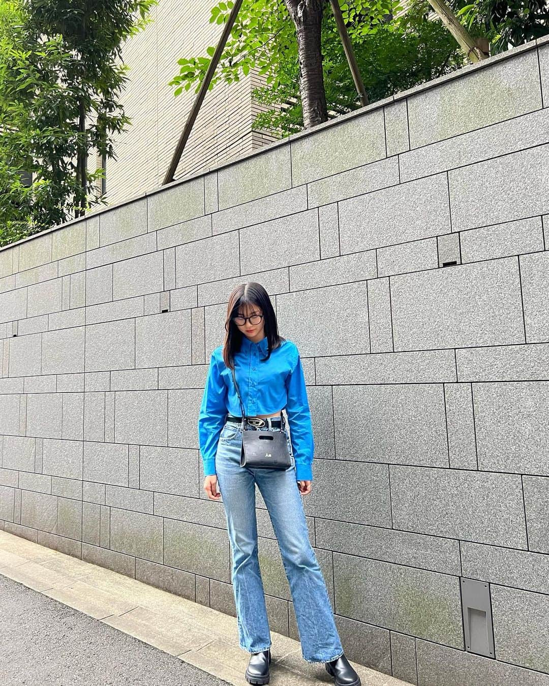 水戸由菜さんのインスタグラム写真 - (水戸由菜Instagram)「・ 🖤💙  tops: @snidel_official  denim: @moussyofficial  boots: @murua_official  bag: @nanananaofficial × @psg  nana-nana x Paris Saint-Germain x ハローキティ」9月29日 20時24分 - yuna_3047