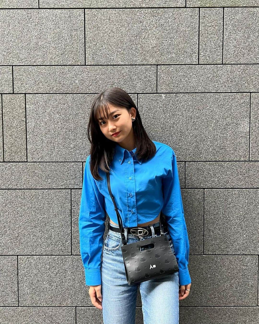 水戸由菜さんのインスタグラム写真 - (水戸由菜Instagram)「・ 🖤💙  tops: @snidel_official  denim: @moussyofficial  boots: @murua_official  bag: @nanananaofficial × @psg  nana-nana x Paris Saint-Germain x ハローキティ」9月29日 20時24分 - yuna_3047