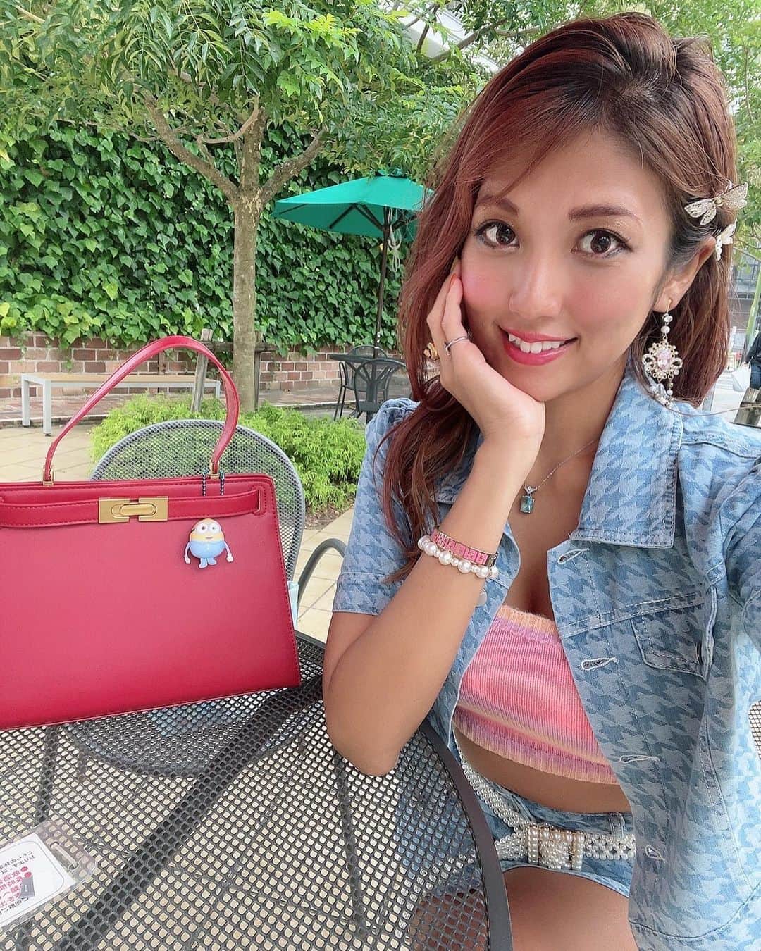 神谷麻美さんのインスタグラム写真 - (神谷麻美Instagram)「#蝶々 いるよ💖🦋‪💖🦋‪💖🦋‪💖✨」9月29日 21時19分 - asamice428