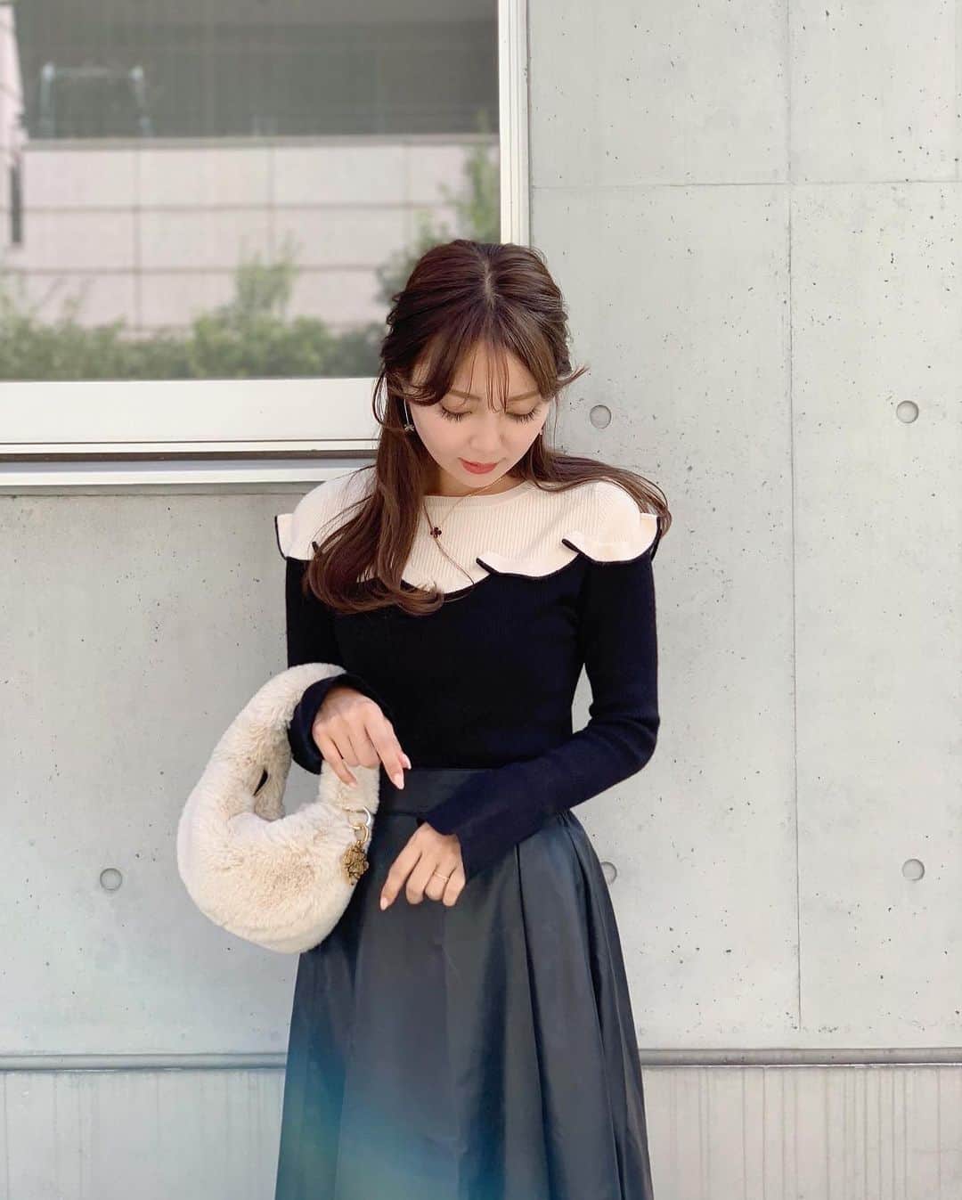 中田絵里奈さんのインスタグラム写真 - (中田絵里奈Instagram)「. 最近の私服まとめ🩰🪄 9月になったのでモノトーンのお洋服も増えてきました〜とupしようと思って撮っていたらもう9月も最終日🥹 . でも秋の風が気持ちよくて過ごしやすい季節☺️🍂 . #私服コーデ」9月30日 12時21分 - erinanakata