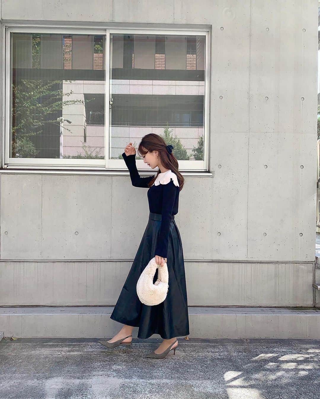 中田絵里奈さんのインスタグラム写真 - (中田絵里奈Instagram)「. 最近の私服まとめ🩰🪄 9月になったのでモノトーンのお洋服も増えてきました〜とupしようと思って撮っていたらもう9月も最終日🥹 . でも秋の風が気持ちよくて過ごしやすい季節☺️🍂 . #私服コーデ」9月30日 12時21分 - erinanakata