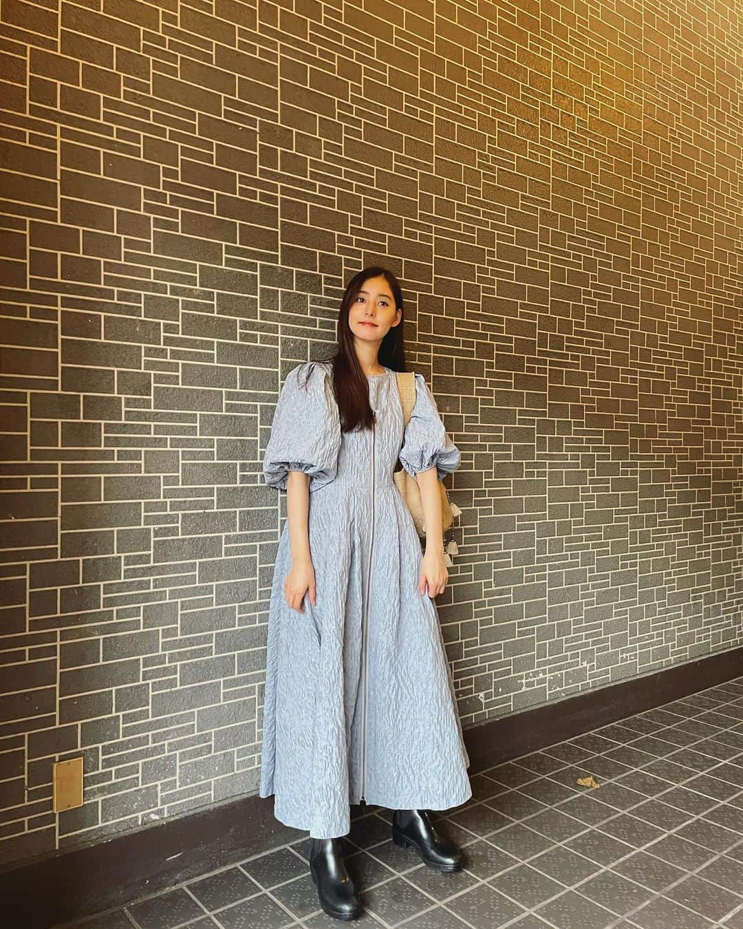 新木優子さんのインスタグラム写真 - (新木優子Instagram)「少し雨が降った日の☔️私服♡  set up : @coel.official  boots : @mackintoshofficial  bag : @dior」10月1日 23時51分 - yuuuuukko_