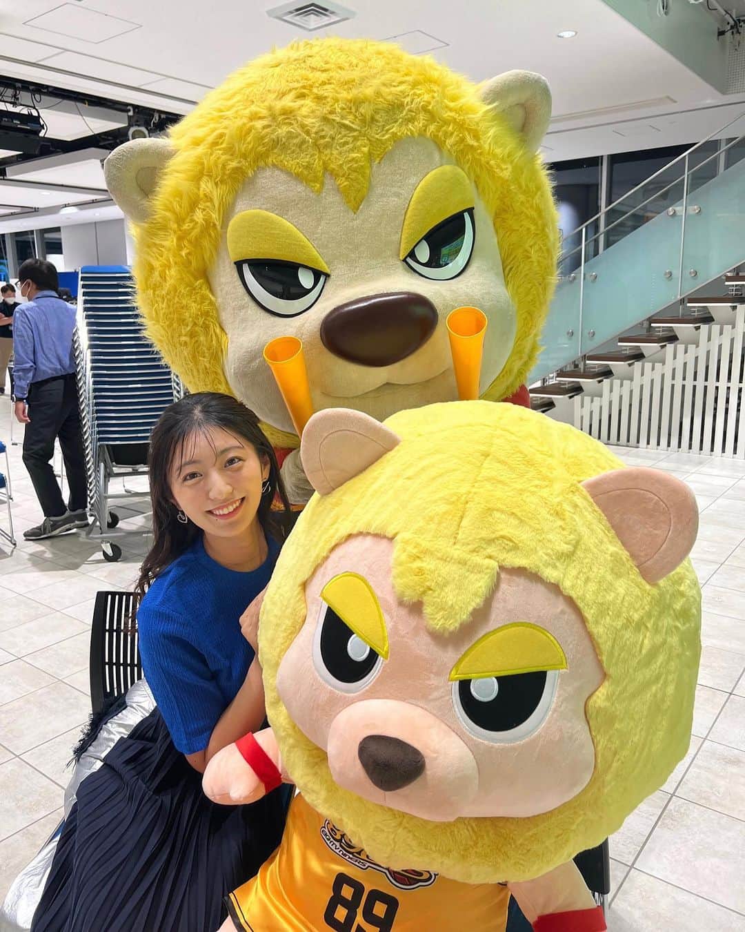 白戸ゆめのさんのインスタグラム写真 - (白戸ゆめのInstagram)「🏀 . きょうはNHK仙台放送局で 開幕戦パブリックビューイング前 トークショーに出演してきました✨ そして試合は中継ゲストとして！ とても楽しかったです🔥 仙台は開幕戦勝利おめでとうございます🎉 . Bリーグ、開幕だああああ！！ . #バスケ #bリーグ #開幕 #仙台 #京都 #マスコットかわいい #仙台89ers #ティナ #やっぺぇ」10月2日 0時59分 - yumeno.s_