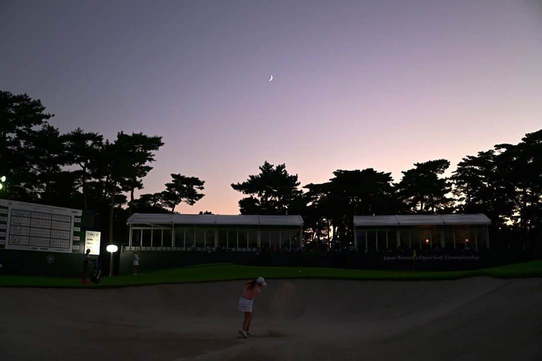 吉田有里さんのインスタグラム写真 - (吉田有里Instagram)「日本女子オープン🇯🇵 4日間タフなセッティングでプレーできてすごく楽しかったです‼️ いいショットがいい結果に結びつかないゴルフ特有の難しさを改めて感じました🥲 メジャータイトル獲得に向けてまたこの大会に戻ってきたいと思います✨ ・ 今週は制限無しのたくさんのギャラリーの方に囲まれてプレーできて幸せでした😊 応援ありがとうございました⭐️ ・ ・ #JGA」10月2日 18時39分 - yuri_yoshida__
