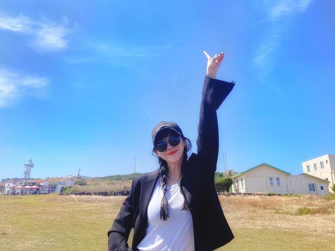 ユ・イニョンさんのインスタグラム写真 - (ユ・イニョンInstagram)「_ . . 파란색은 따뜻하다..🔵」10月2日 22時07分 - country_min