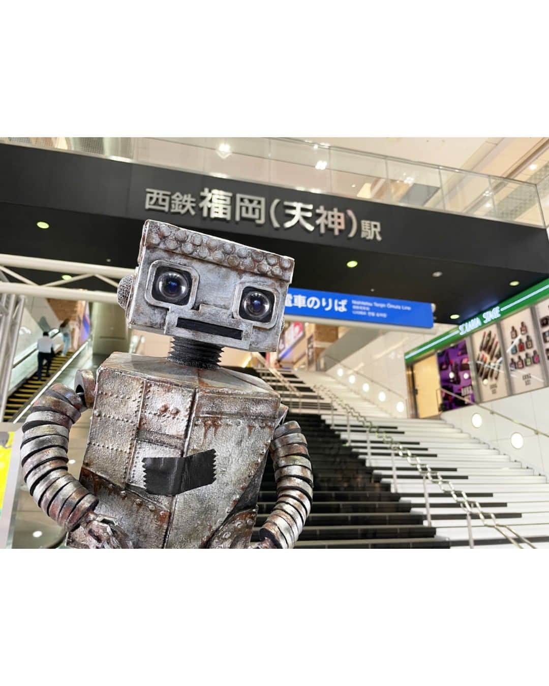 劇団四季さんのインスタグラム写真 - (劇団四季Instagram)「『#ロボット・イン・ザ・ガーデン』は、本日より福岡へ！  福岡：10/3（月）～6（木） ※空席がある場合、公演前日19時～開演3時間前まで当日券ネット予約あり（劇団四季主催公演のみ）。  #ミニチュアタングの旅 #ロボットインザガーデン #劇団四季 #ミュージカル #タング #musical #shikitheatrecompany」10月3日 9時18分 - gekidanshiki_official
