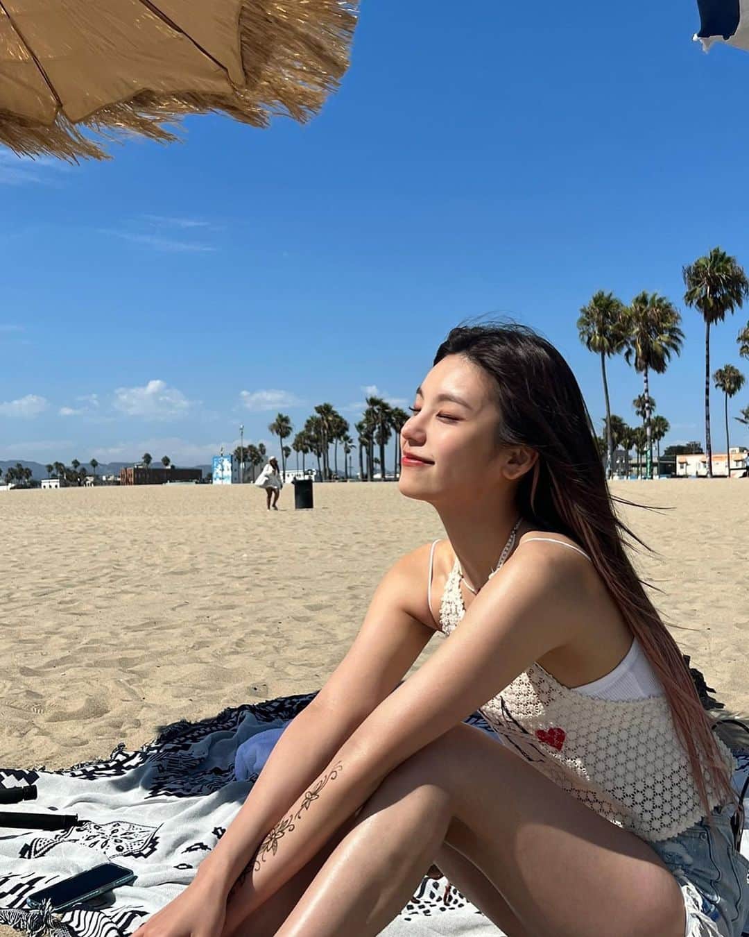 ITZYさんのインスタグラム写真 - (ITZYInstagram)「It was one of the most happiest moment🖤  #ITZY #LA에있지 #LA_ITZY」10月3日 14時45分 - itzy.all.in.us