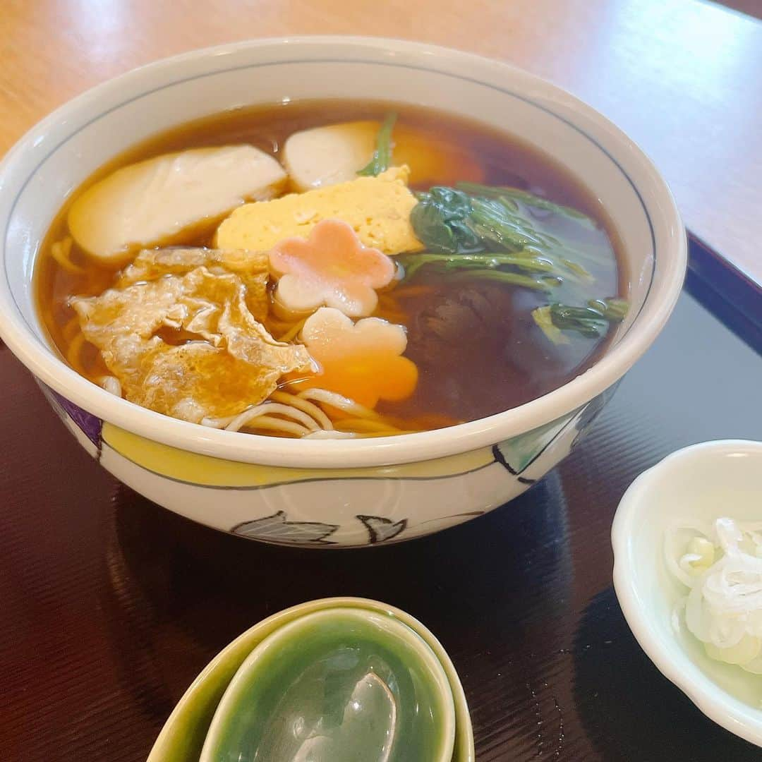 葉月里緒奈さんのインスタグラム写真 - (葉月里緒奈Instagram)「こちらの吉田家さんも美味しいわ〜。 #蕎麦#蕎麦スタグラム #吉田家#吉田家大井三ツ又店 #納豆そば#おかめそば#rionahazuki」10月3日 16時08分 - riona_hazuki