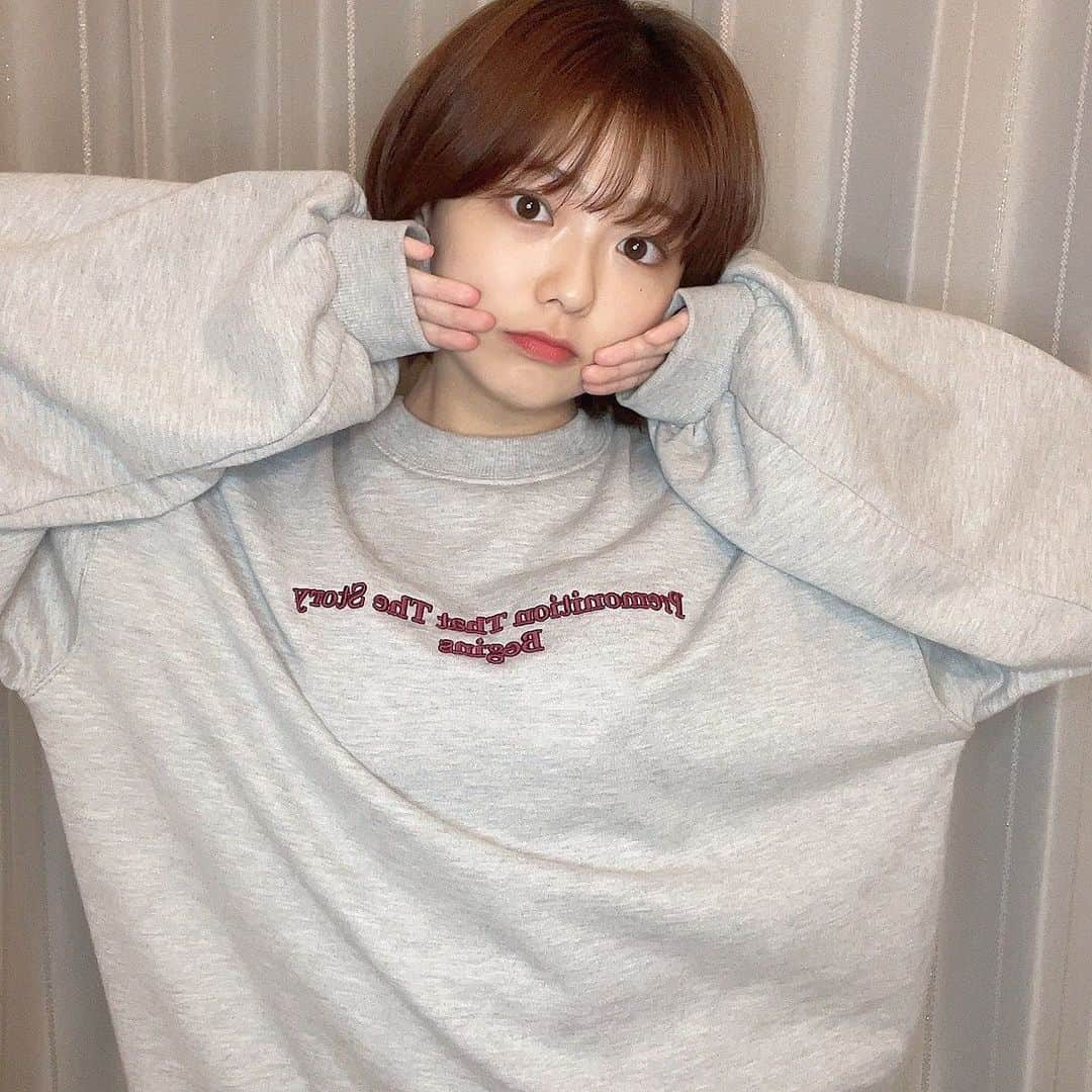 大熊杏優さんのインスタグラム写真 - (大熊杏優Instagram)「最近は、エペよりスプラしてます。スプラ可愛い服欲しいですクマのカチューシャ？欲しい」10月3日 19時15分 - ayuokuma