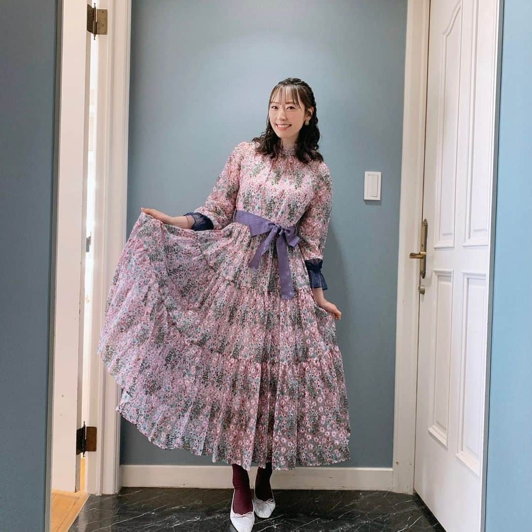 松井咲子さんのインスタグラム写真 - (松井咲子Instagram)「KORGの新しいデジタルピアノ「Liano」でミッキー吉野さんとビューティフルネームをセッションした動画がYouTubeにて公開されてます！是非ご覧ください〜！ カタログも楽器店などにあると思いますので探してみてね！  https://youtu.be/qtCIp0BcDNs  #korg #liano」10月4日 10時08分 - sakiko___official