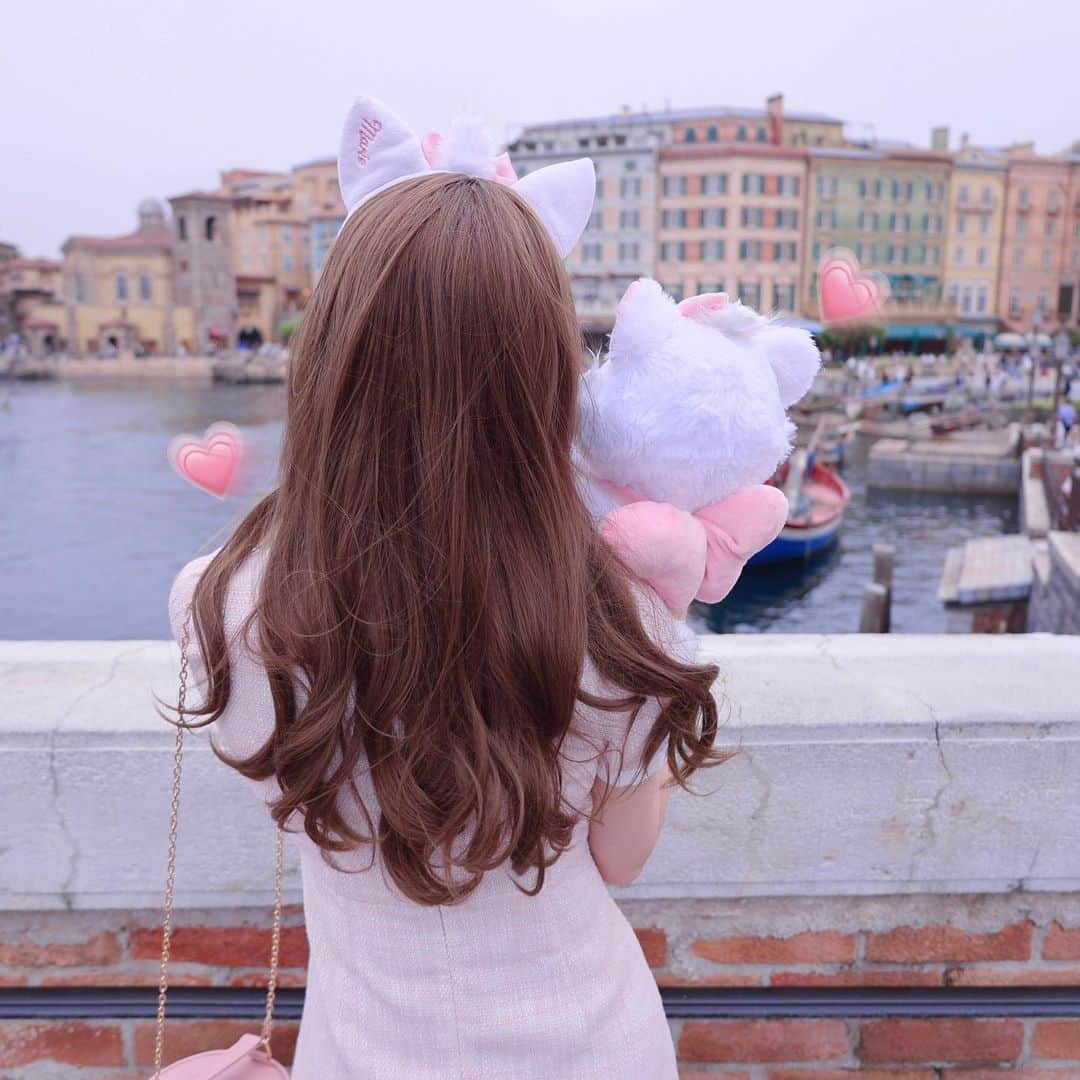 Chikako千佳子さんのインスタグラム写真 - (Chikako千佳子Instagram)「marie 🎀 #ankrouge #アンクルージュ #量産型 #量産型コーデ #量産型女子  #marie #マリー #マリーちゃん #ディズニー #TDS #ディズニーシー #東京ディズニーシー #猫耳 #milkfashion」10月4日 11時39分 - cindychikako