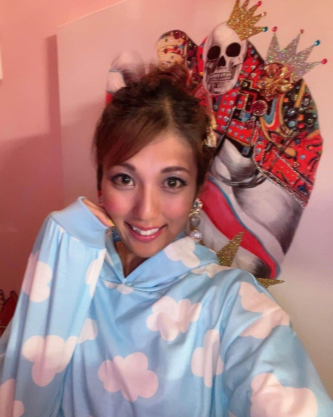 神谷麻美さんのインスタグラム写真 - (神谷麻美Instagram)「#もくもく 💖☁️💖☁️💖✨  #くも かわいいっ☁️☁️☁️☁️☁️☁️💖✨」10月5日 20時50分 - asamice428