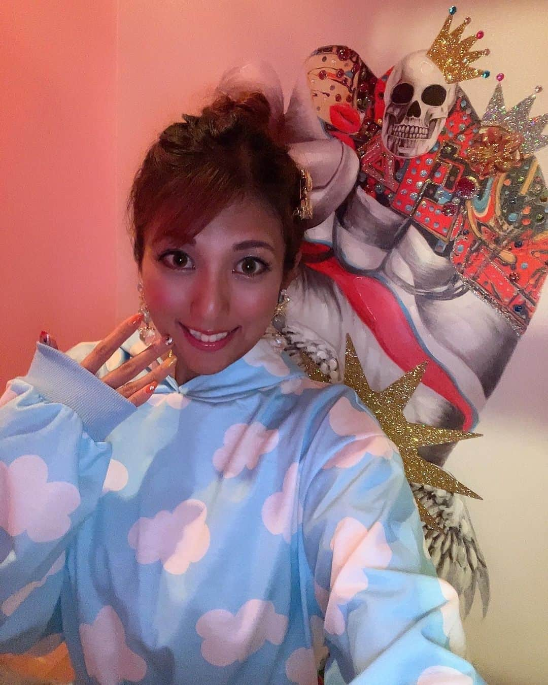 神谷麻美さんのインスタグラム写真 - (神谷麻美Instagram)「#もくもく 💖☁️💖☁️💖✨  #くも かわいいっ☁️☁️☁️☁️☁️☁️💖✨」10月5日 20時50分 - asamice428