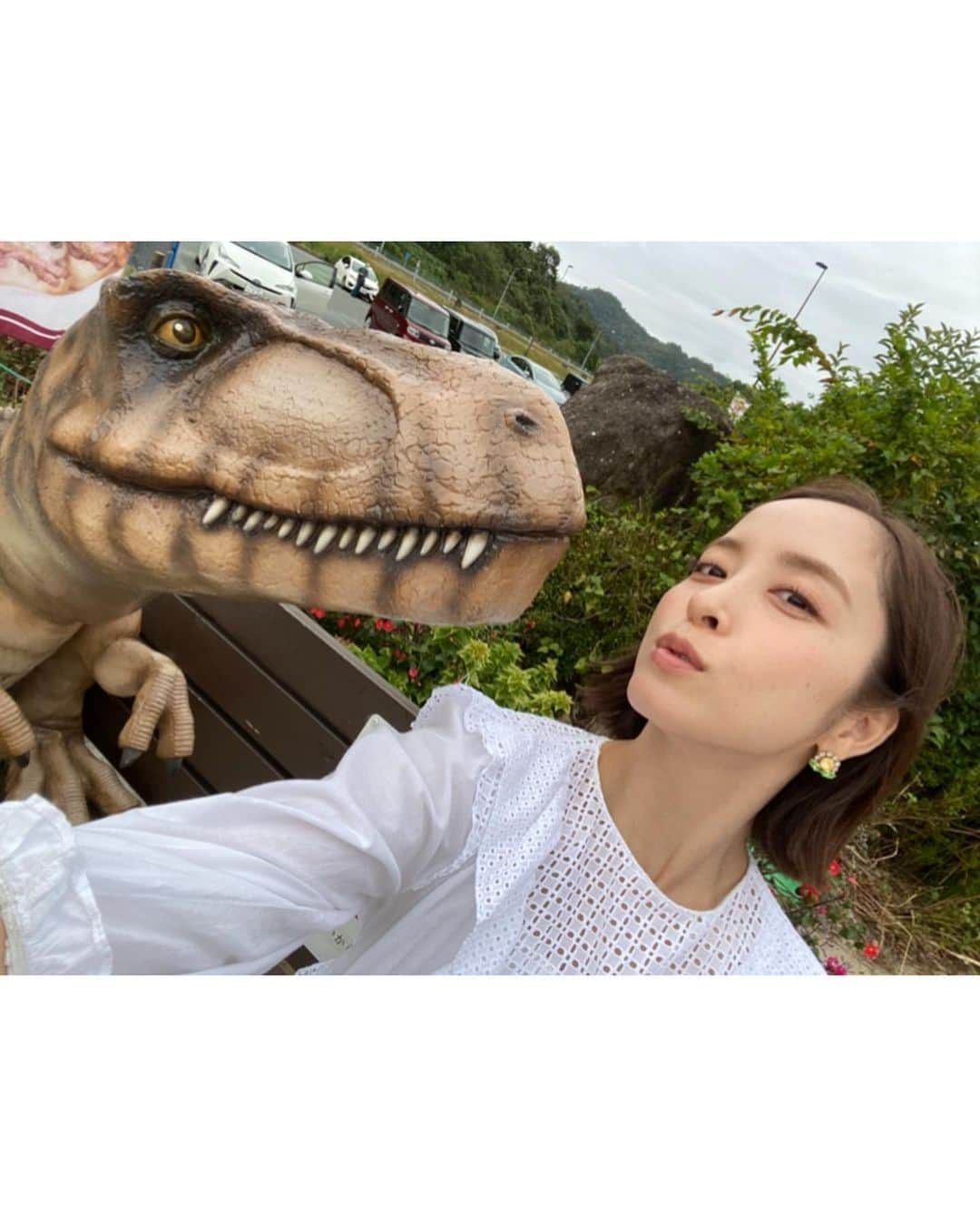 武田訓佳さんのインスタグラム写真 - (武田訓佳Instagram)「🦖 ・ この前のロケ帰りに遭遇しました🤎 目つきがちょっとかわいかった🤏🏻💕 ・ ・ そしてお知らせです🤍 月刊コント10月号🕺🏻 出演させていただくことになりました♡ ・ わはわは笑いにいらしてください😘 詳細はストーリーにリンク飛べるようにしますね🤍 ・ 『月刊コント 10月号』 ・ #ザプラン9  #ヒューマン中村 #紅しょうが #清友 #イノシカチョウ #ジュブナイルサーカス団 （鮫島幸恵、小西武蔵、けんたくん） #オジンオズボーン #武田訓佳 ・ ・ ・ #たけだのおしごと #月刊コント #コント #また出られる #うれぴー #念願の久馬さんとの共演なるか #🙈」10月6日 17時08分 - kunika0117