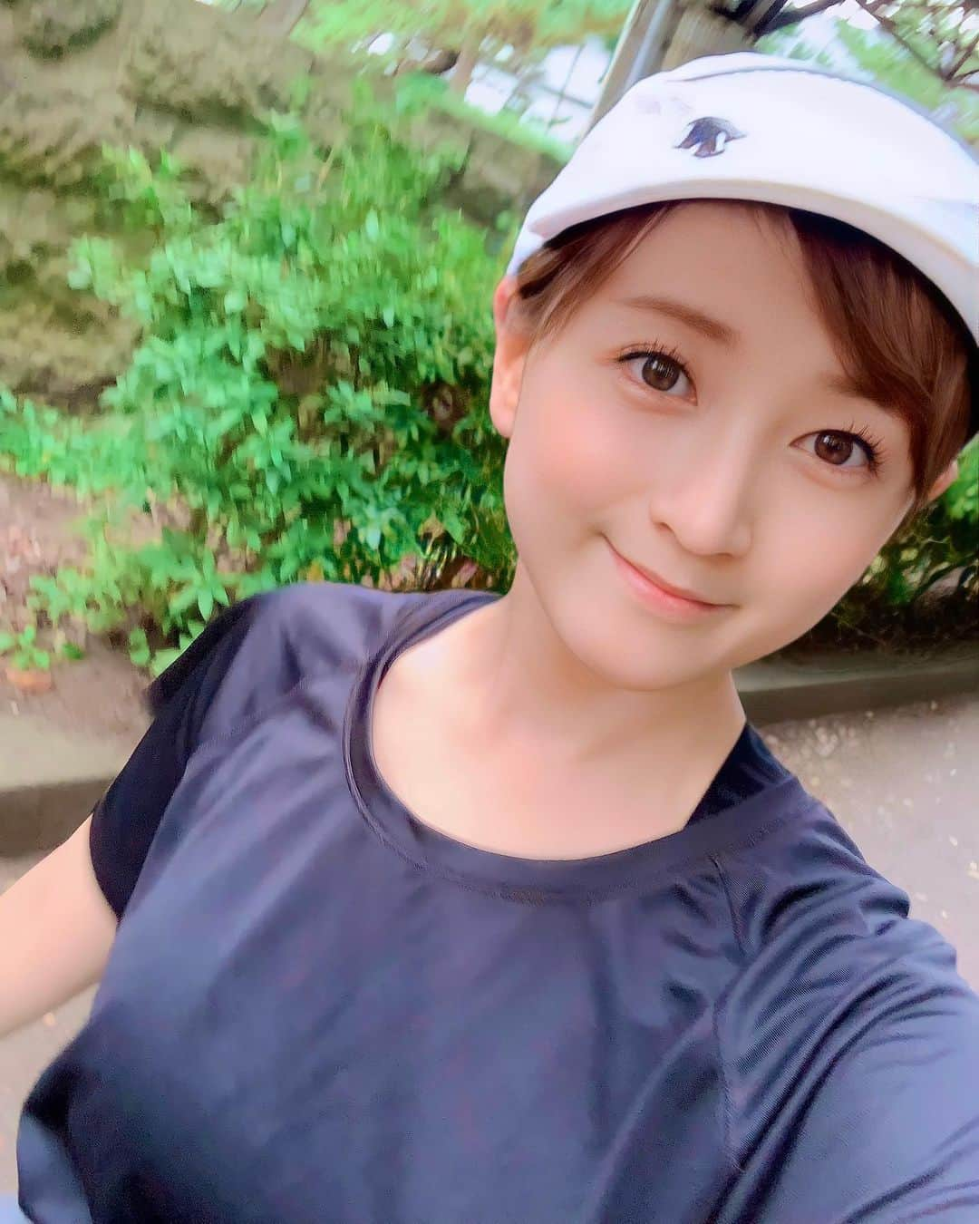 小松彩夏さんのインスタグラム写真 - (小松彩夏Instagram)「⁡ ゲストランナーを務めさせていただく 『いわて盛岡シティマラソン2022』まであと少し✨ ⁡ 涼しくなってきて走りやすいなーなんて 思っていたら一気に寒くなりましたね😅 ⁡ 秋もう少し楽しみたいよぉ🍁🌰🍇 ⁡ みなさん暖かくして体調に 気を付けて過ごしてくださいね😌🌸 ⁡ ⁡ #いわて盛岡シティマラソン #いわて盛岡シティマラソン2022 #盛岡シティマラソン #ゲストランナー #地元 #岩手 #岩手県 #故郷 #岩手宣伝隊長 #おいでよ岩手 #盛岡 #盛岡市 #マラソン #ランナー #走る人 #runner #ジム #トレーニング #ジム #身体作り #こまっする #ウェア #トレーニングウェア #DESCENTE」10月7日 18時10分 - official_ayaka_502