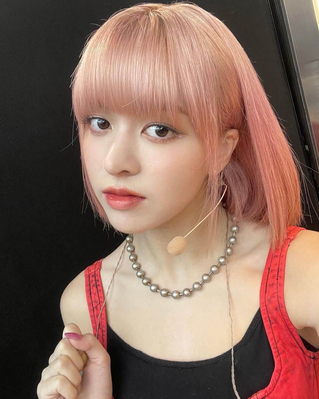 NMIXXさんのインスタグラム写真 - (NMIXXInstagram)「She's in her pink hair era 💌 #strawberryshortcakeaesthetic #핑머릴리 #NMIXX #엔믹스 #릴리 #LILY」10月7日 19時08分 - nmixx_official