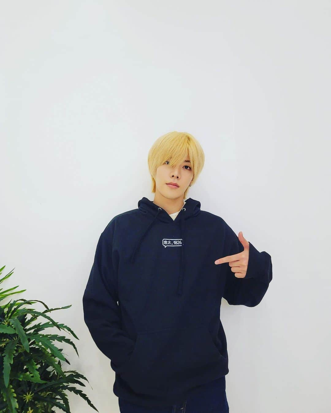 中本悠太さんのインスタグラム写真 - (中本悠太Instagram)「#capsulebyNCT127  @capsulebynct127 @represent nct127.shop +  항상 고마워용~~^^」10月8日 2時25分 - yuu_taa_1026