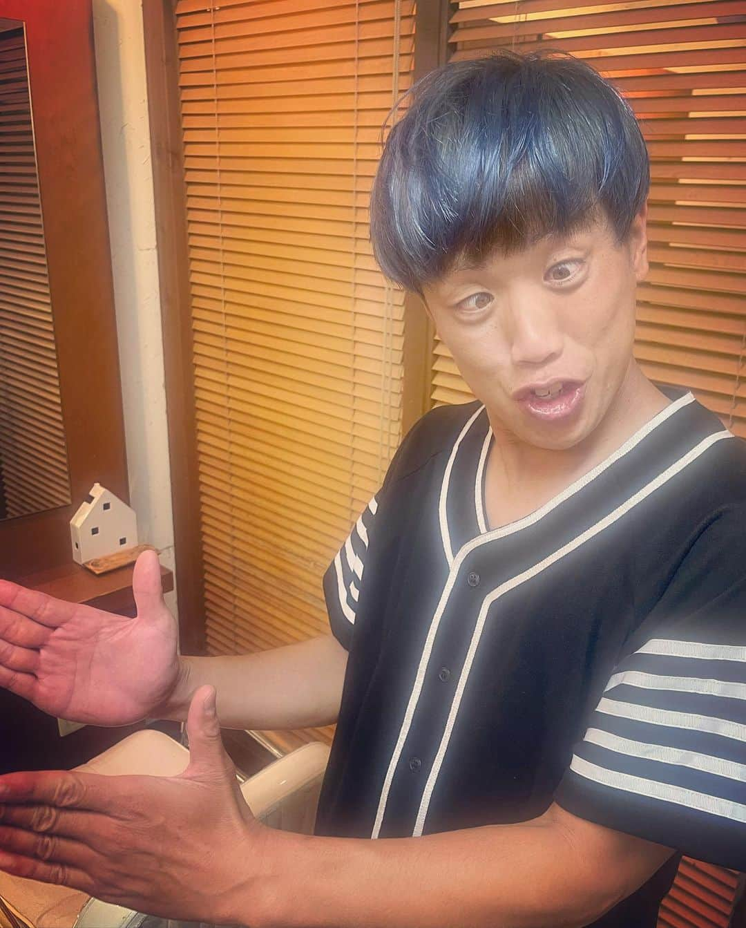 杉本知香さんのインスタグラム写真 - (杉本知香Instagram)「福ちゃん、ペレ、けんじる スッキリー✂️✨  #中目黒美容室 #ガリットチュウ福島 #ガリットチュウ #福島善成  #ペレ草田#布袋寅泰#ピンポーン  #けんじる#食い込men」10月8日 20時17分 - sugimotoc