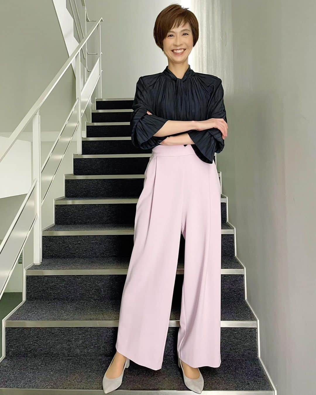 今村涼子さんのインスタグラム写真 - (今村涼子Instagram)「#衣装#ブラウス#グラン山貴 #気象予報士#気象キャスター #Jチャン#Jチャン天気」10月11日 21時16分 - ryoko.imamu