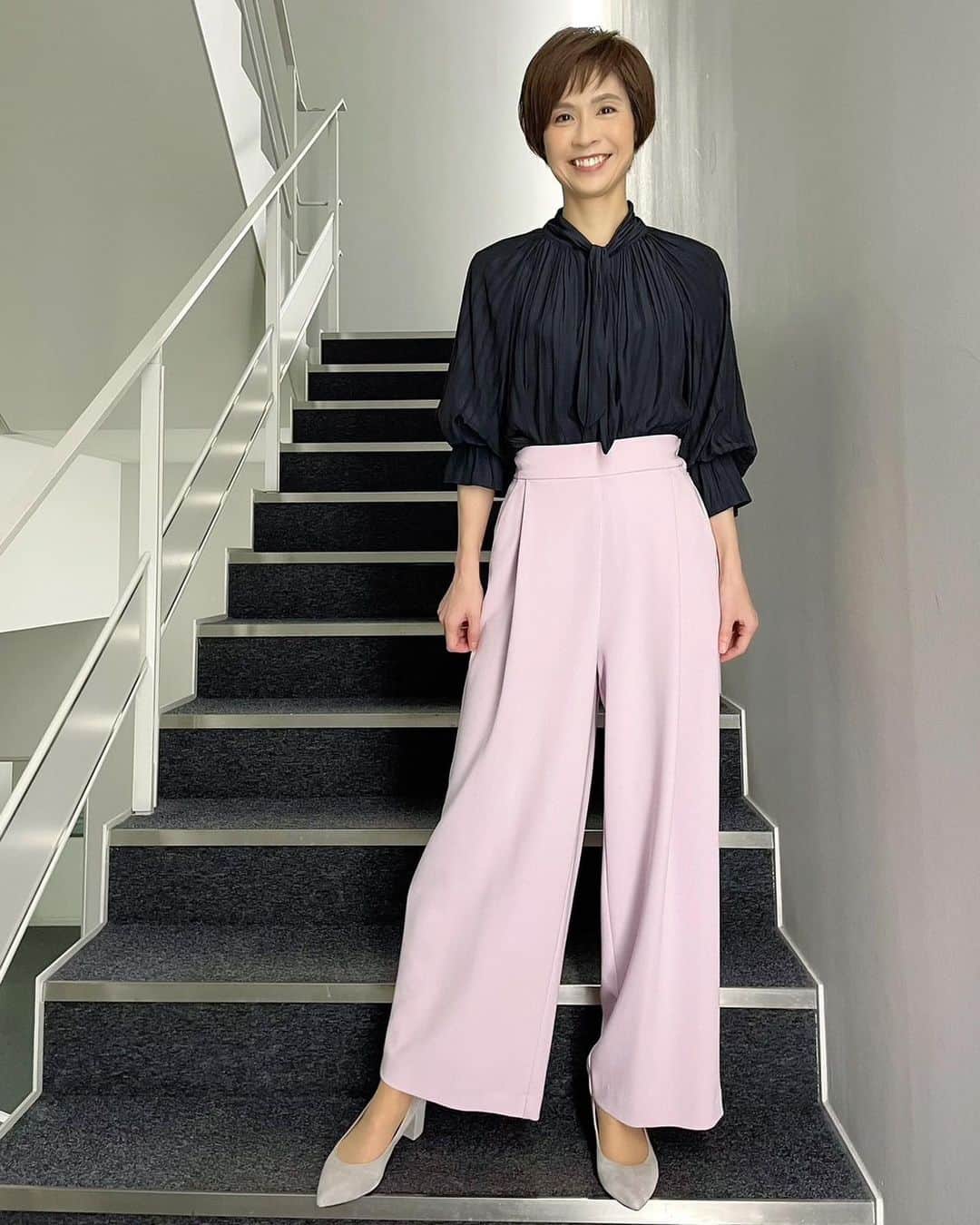 今村涼子さんのインスタグラム写真 - (今村涼子Instagram)「#衣装#ブラウス#グラン山貴 #気象予報士#気象キャスター #Jチャン#Jチャン天気」10月11日 21時16分 - ryoko.imamu