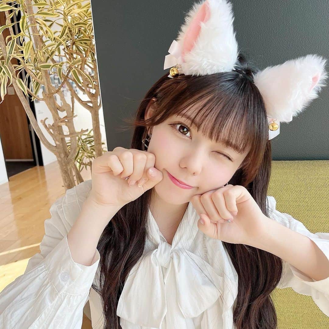 大森莉緒さんのインスタグラム写真 - (大森莉緒Instagram)「・ ・ #ウインクの日  ウインク得意だよっ😘 知ってた？🫶🏻🫶🏻 ・ ・ #大森莉緒 #おーりお #おりおんず #ウインク #デコ出し #ヘアアレンジ #ハーフツイン #猫耳 #トナカイ #instagood #good #wink #패션 #코디 #오늘의코디 #오늘의패션 #전신샷 #코디스타그램 #옷 #좋아요」10月11日 22時21分 - rio.ohmori