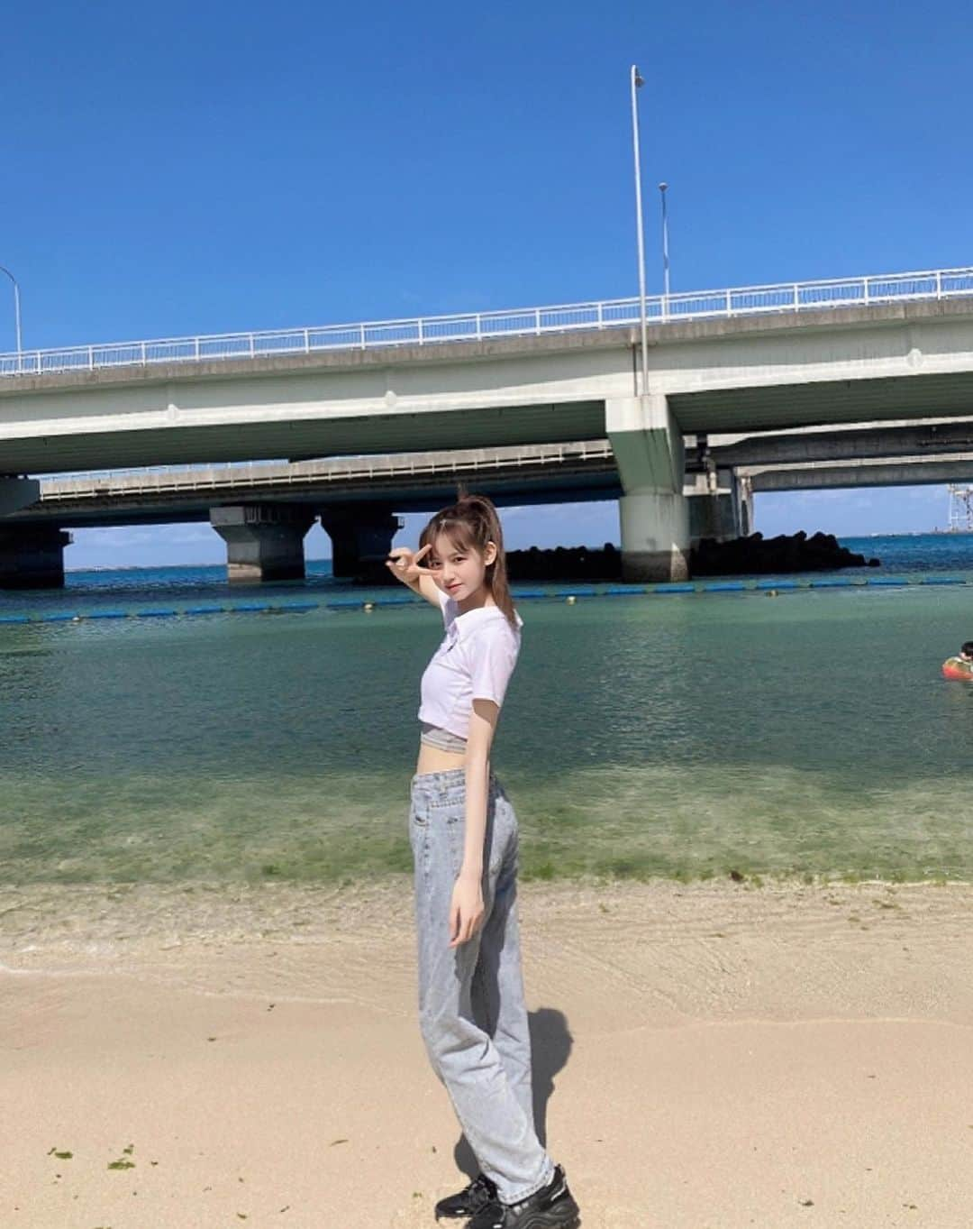 皆藤悠柚さんのインスタグラム写真 - (皆藤悠柚Instagram)「おーきーなーわーーーーーーーーー🏖🐠☀️  めっちゃめちゃ楽しかった〜!!!! 美味しい物もたっくさん食べたよっ🍜💜  #沖縄 #沖縄遠征 #那覇 #海 #シブサン #jkの素敵な思い出 #okinawa #nahacity #sea #jk #jk3 #japan #여행 #일본여행 #바다 #오키나와현 #나하시」10月12日 19時38分 - yuuyu_114