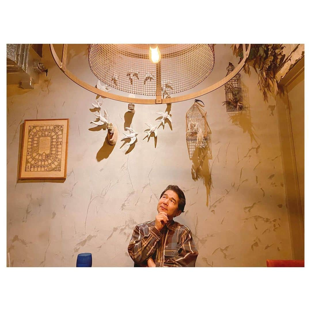 大塚愛さんのインスタグラム写真 - (大塚愛Instagram)「DREAMS COME TRUEのマサさんと sumile TOKYOで美味しいディナー🥂 どこ観てもどこ切り取っても素敵なお店。個室もとってもオシャレ✨  そして、ドリカムベイビーズとしては 感激でしかない貴重なお言葉をいただいた時間でした。  AIO　 #オシャレ #レストラン #ディナー #sumiletokyo  #dreamscometrue  #中村正人 #様 #肥後さん #じゃないよ」10月12日 20時00分 - aiotsuka_official